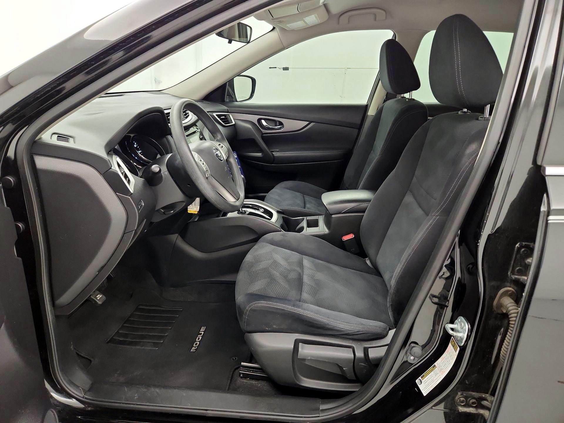 Thumbnail: 2016 Nissan Rogue - 11