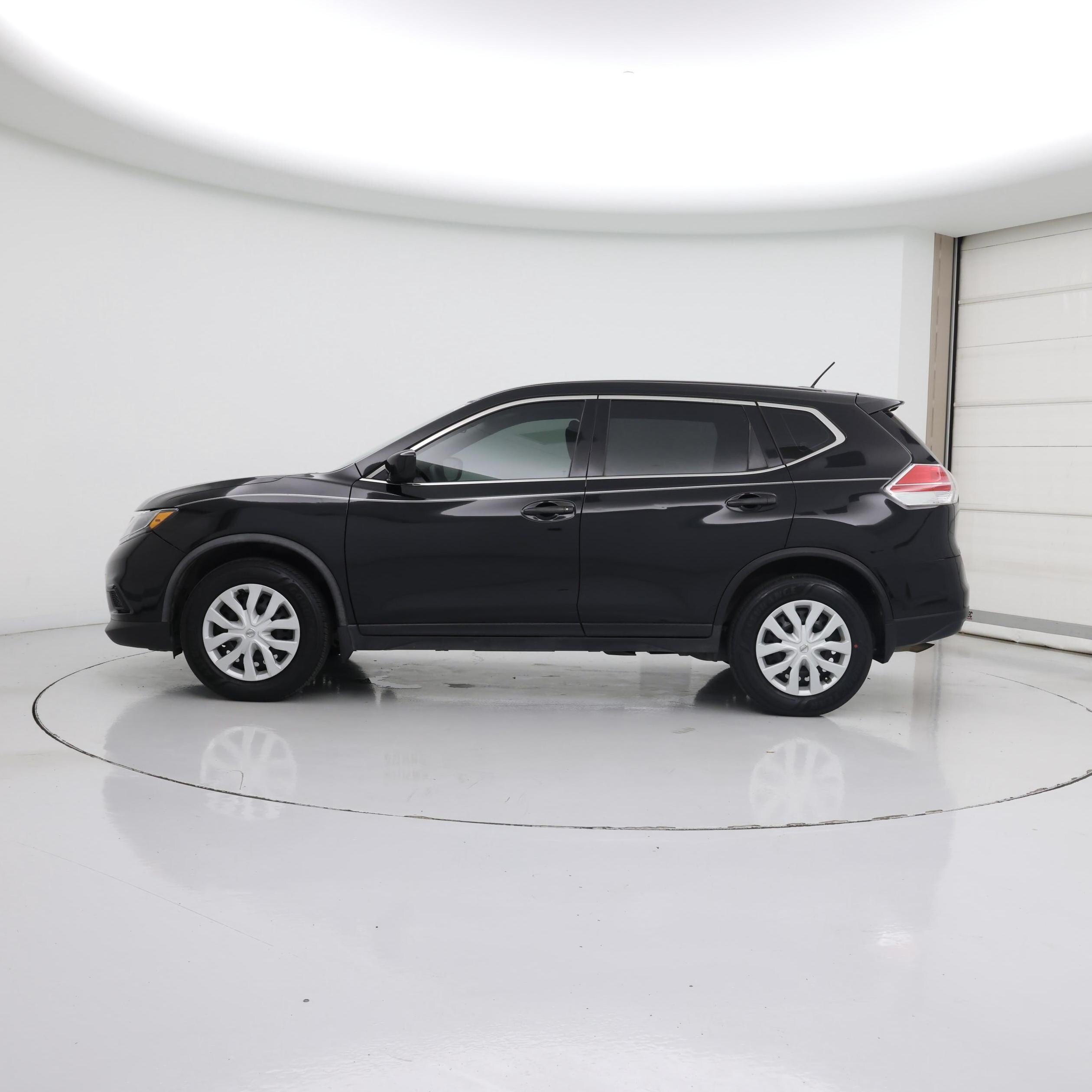 Thumbnail: 2016 Nissan Rogue - 3