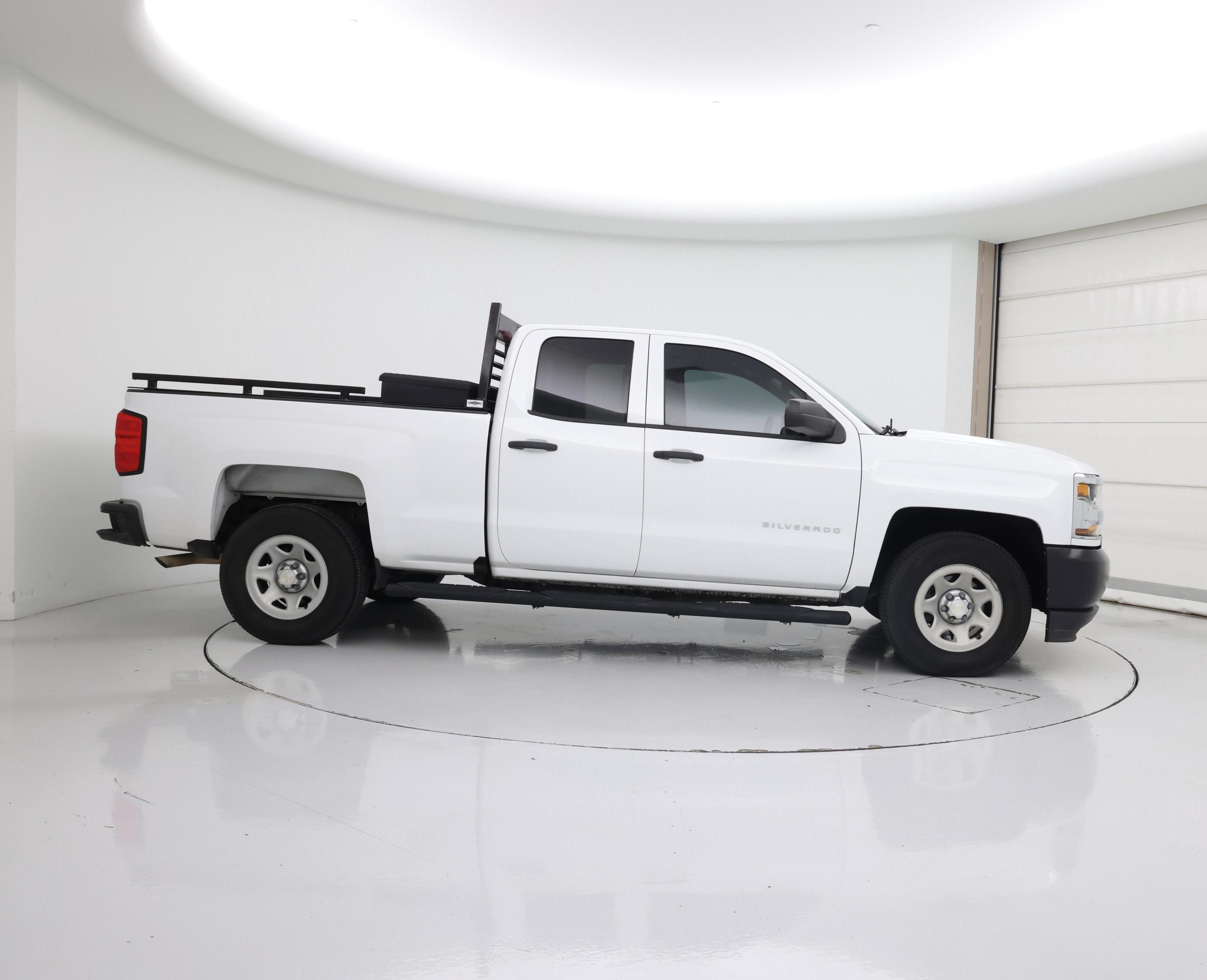 Thumbnail: 2018 Chevrolet Silverado 1500 - 7