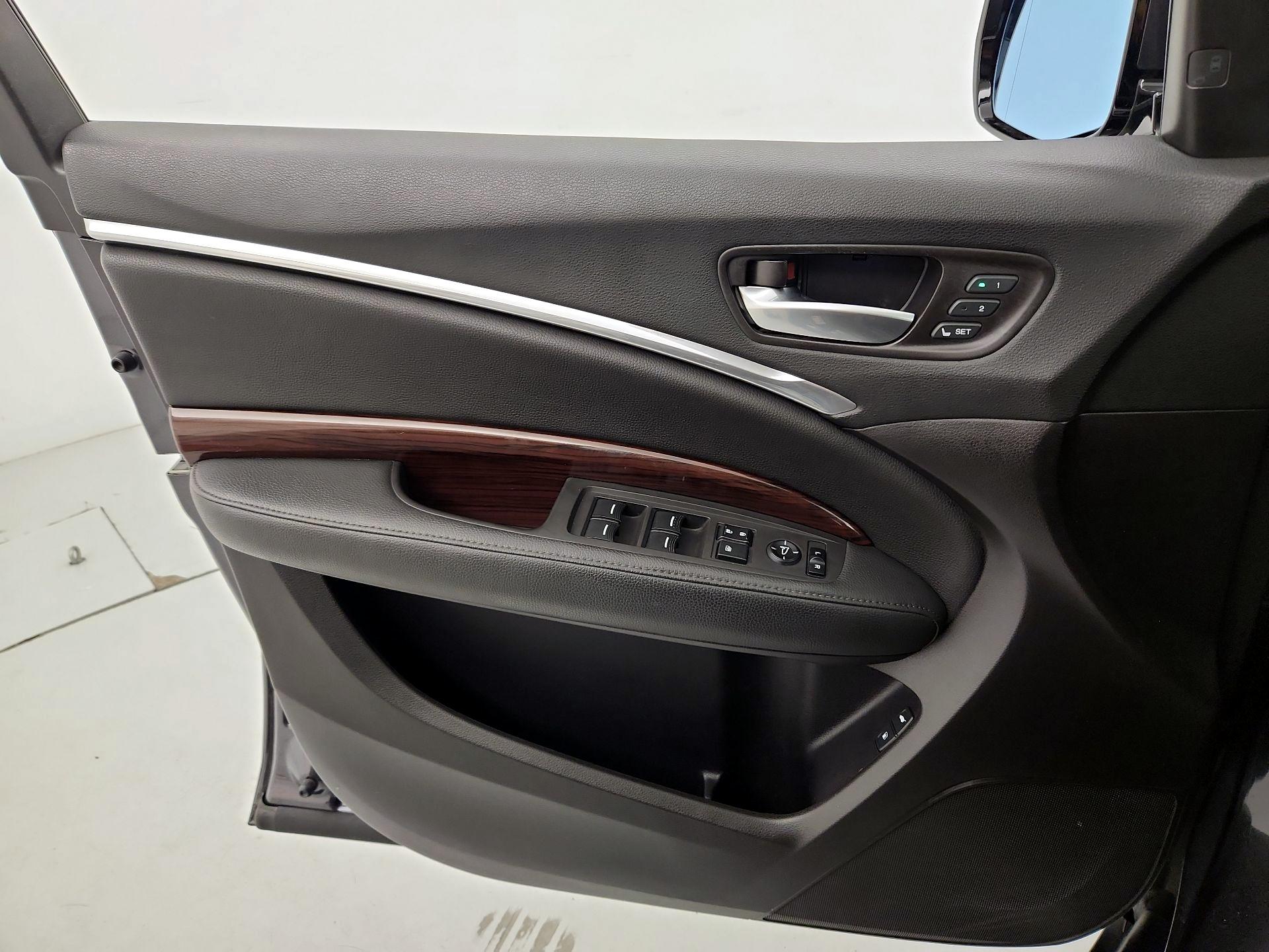 Thumbnail: 2016 Acura MDX - 12