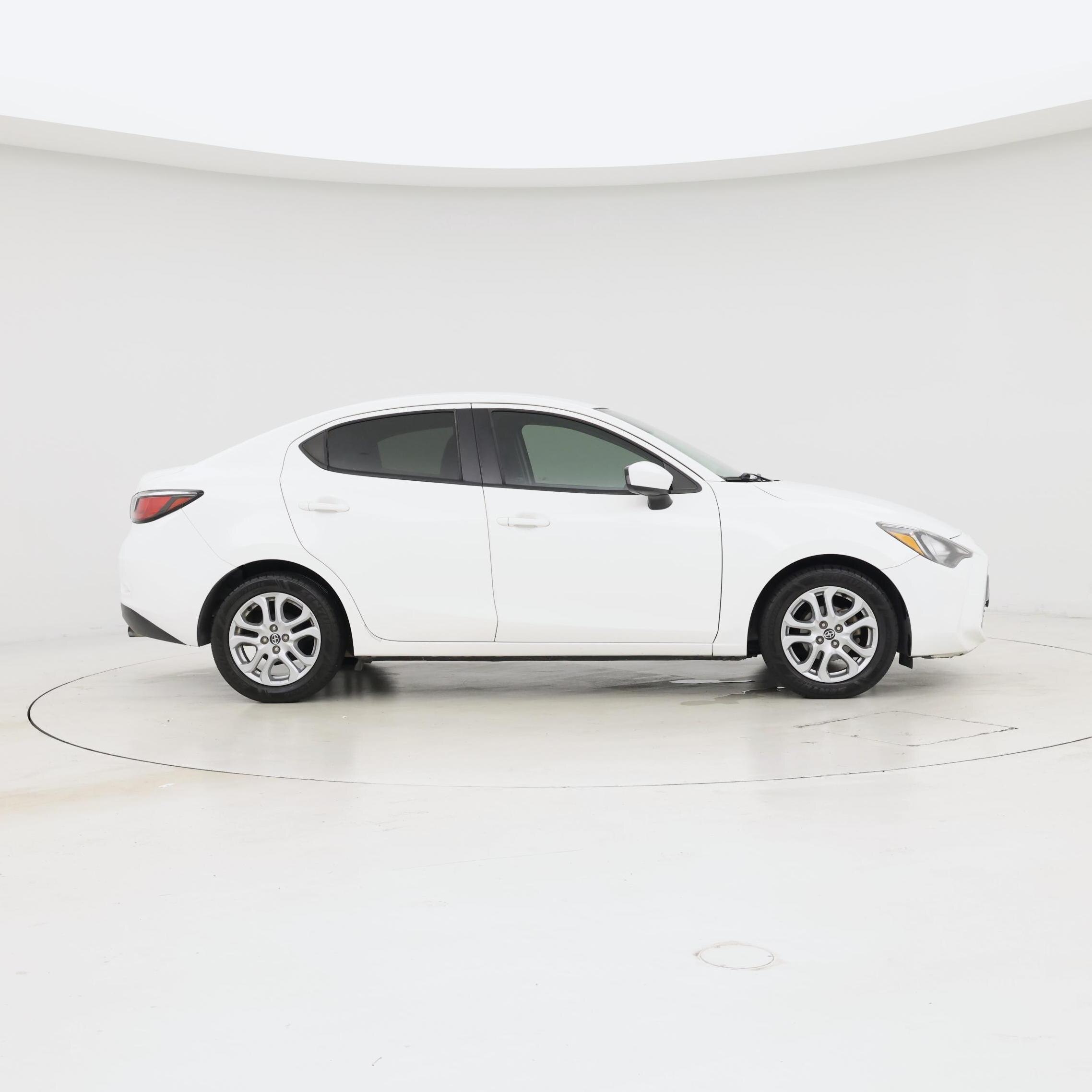 Thumbnail: 2016 Scion iA - 7
