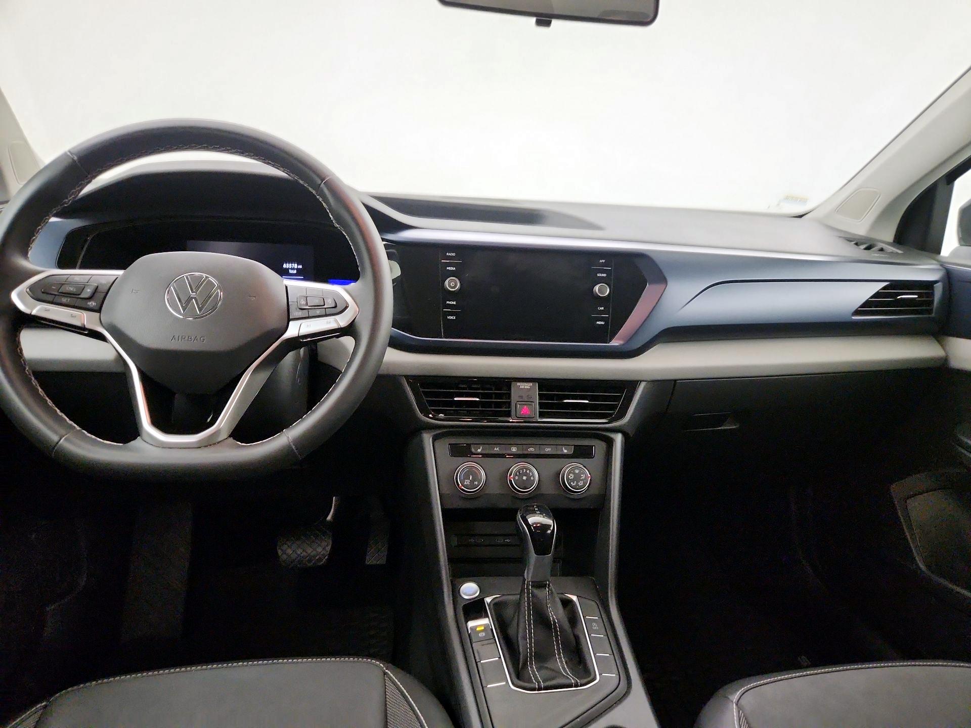 Thumbnail: 2022 Volkswagen Taos - 9
