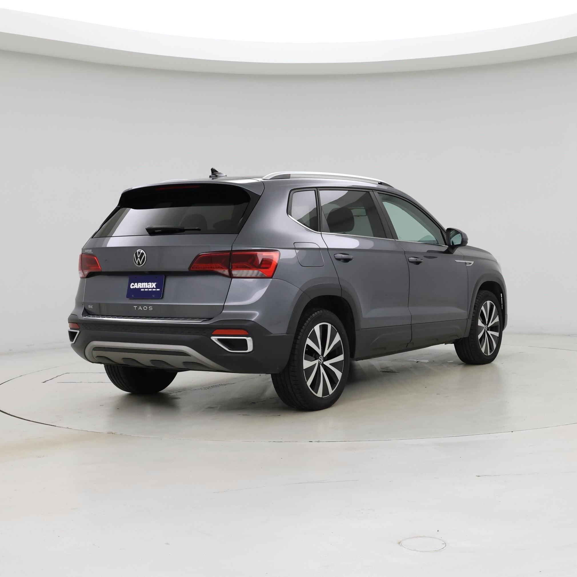 Thumbnail: 2022 Volkswagen Taos - 8