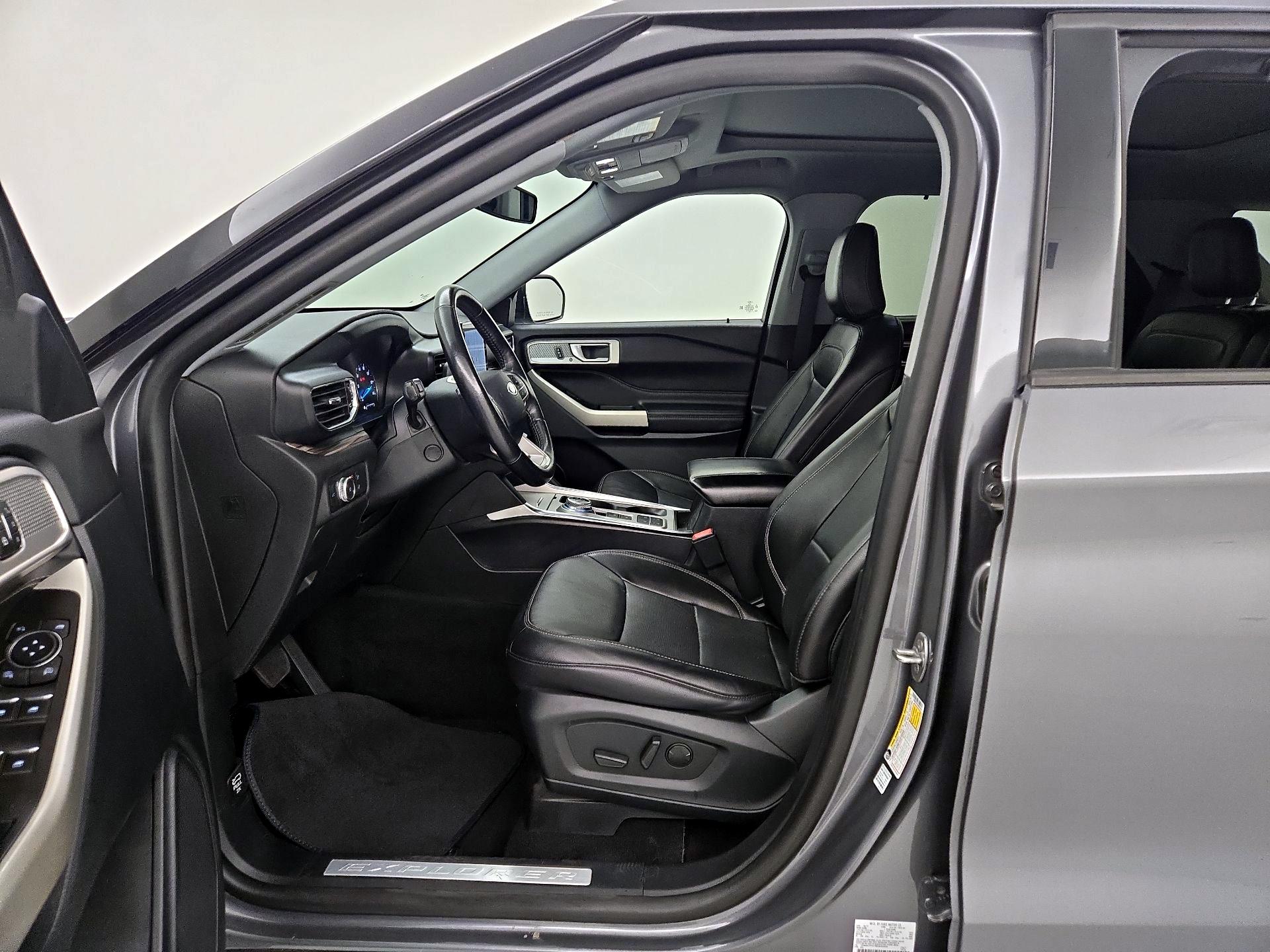 Thumbnail: 2021 Ford Explorer - 11