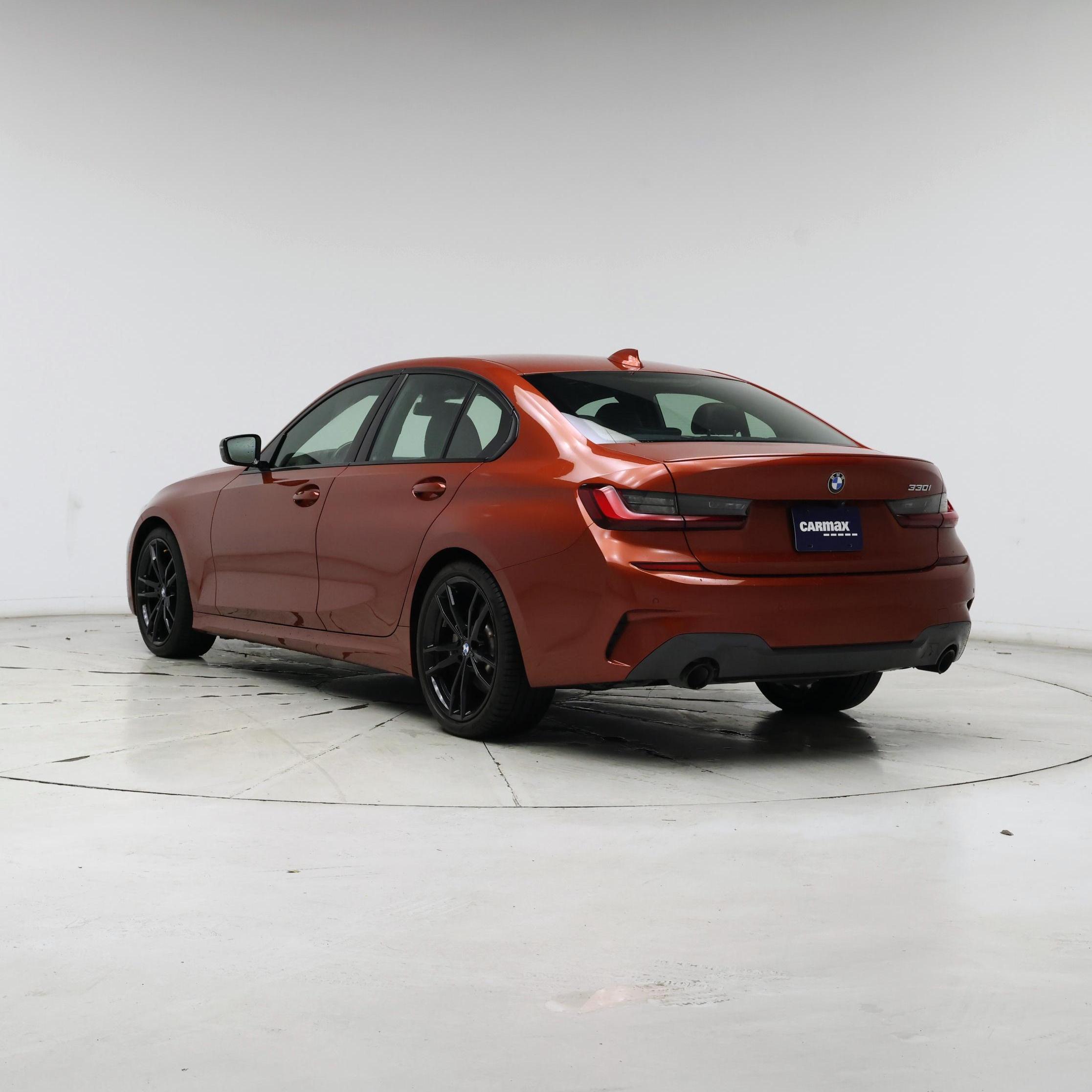 Thumbnail: 2022 BMW 3 Series - 2