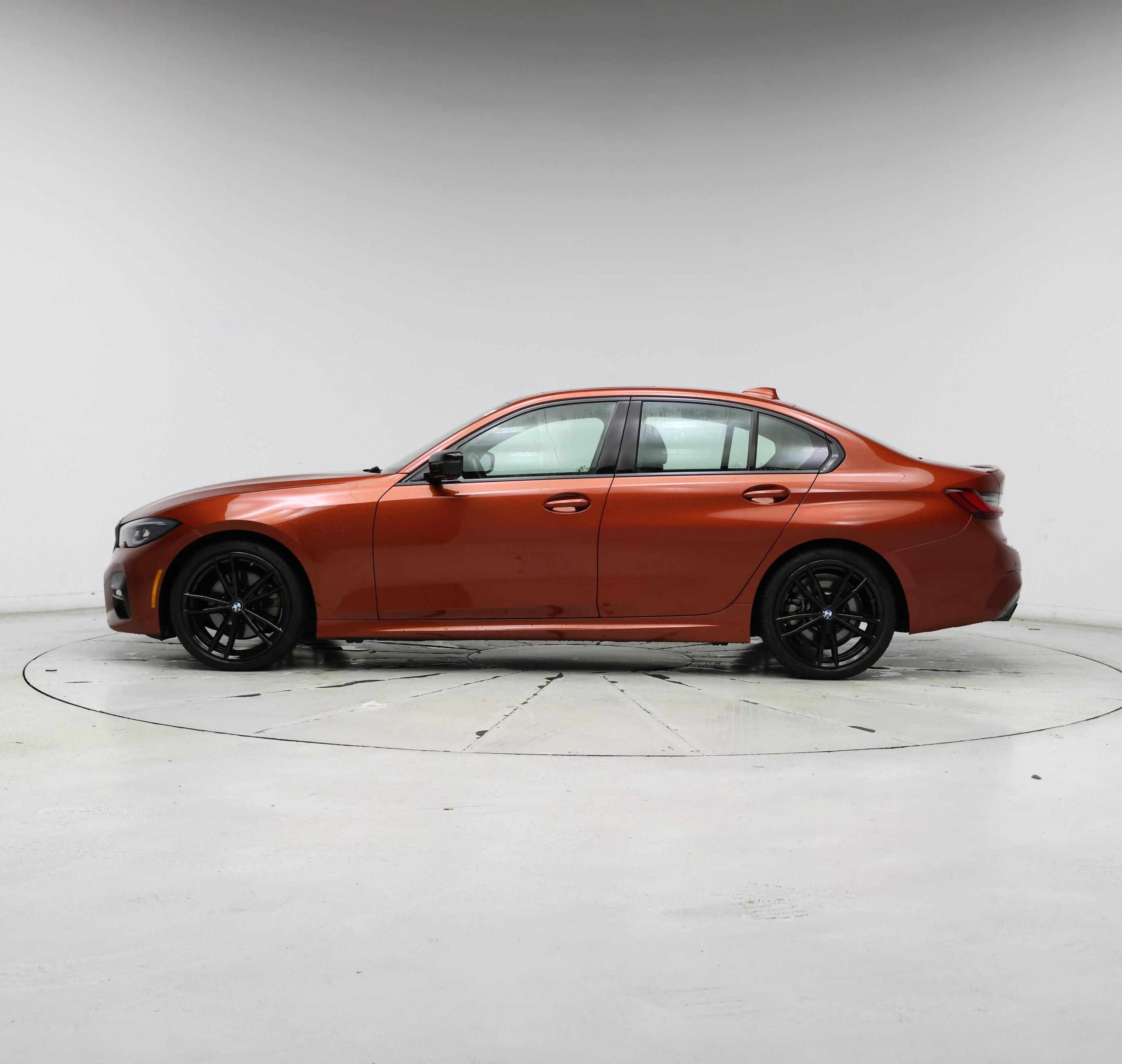 Thumbnail: 2022 BMW 3 Series - 3