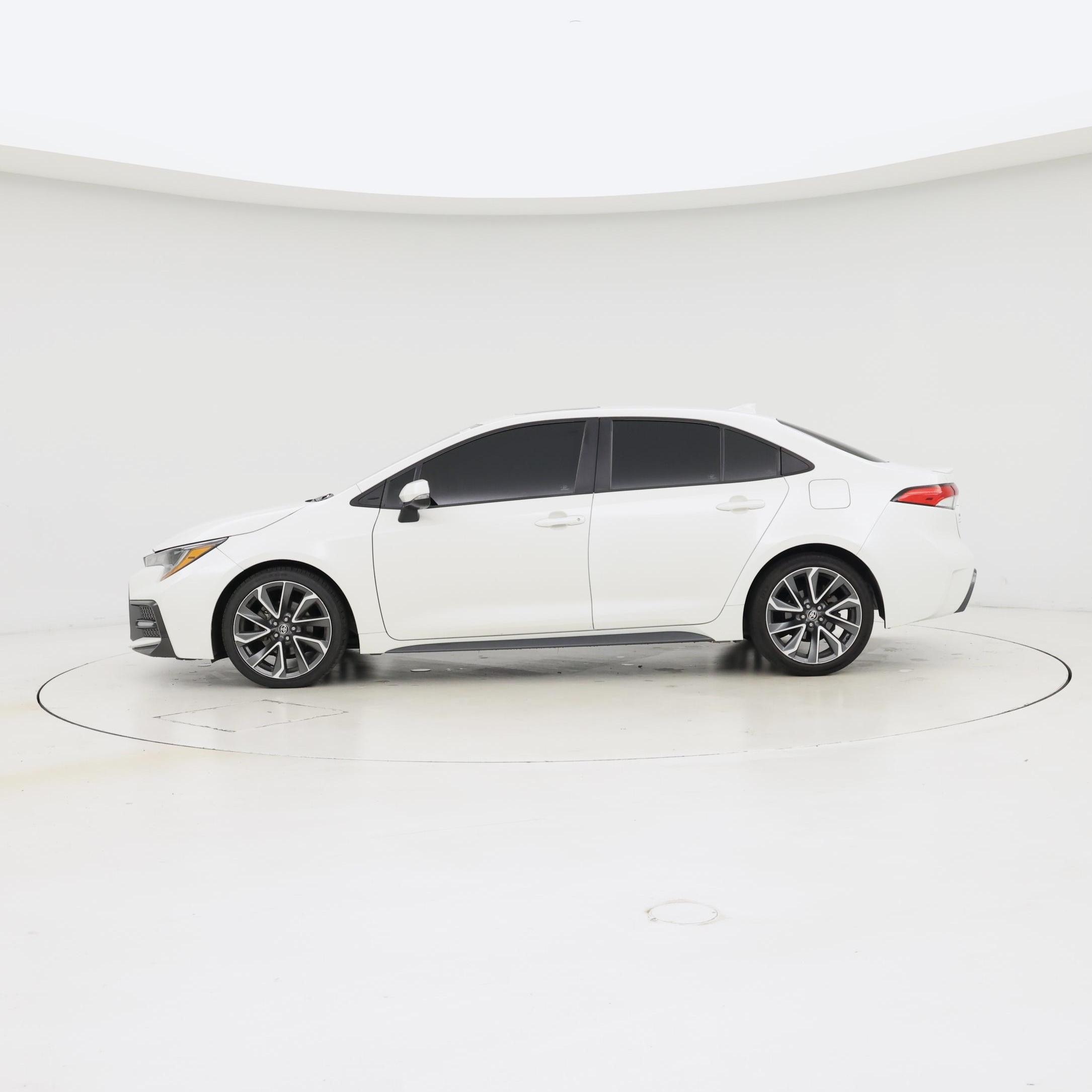 Thumbnail: 2021 Toyota Corolla - 3