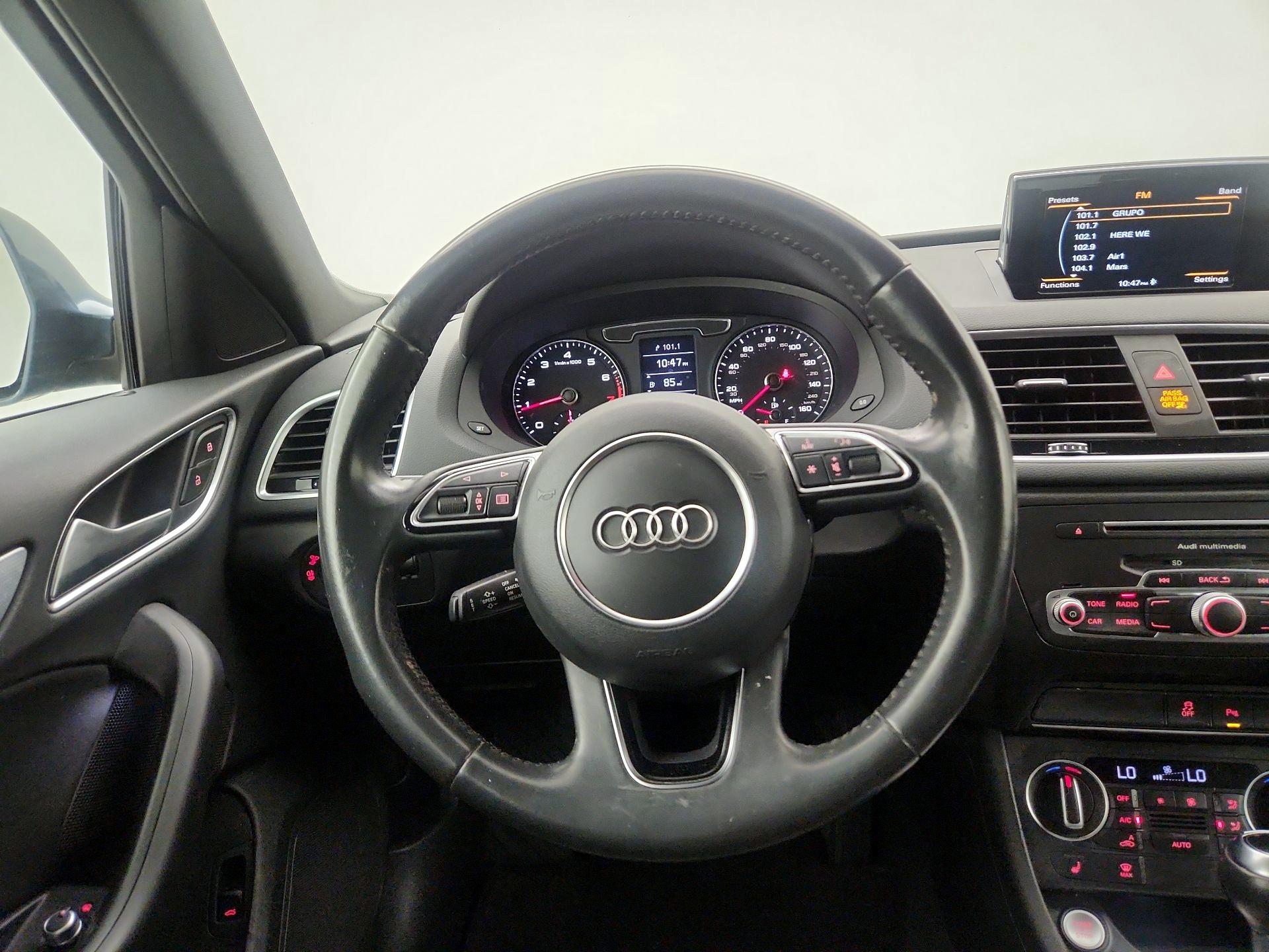 Thumbnail: 2018 Audi Q3 - 10