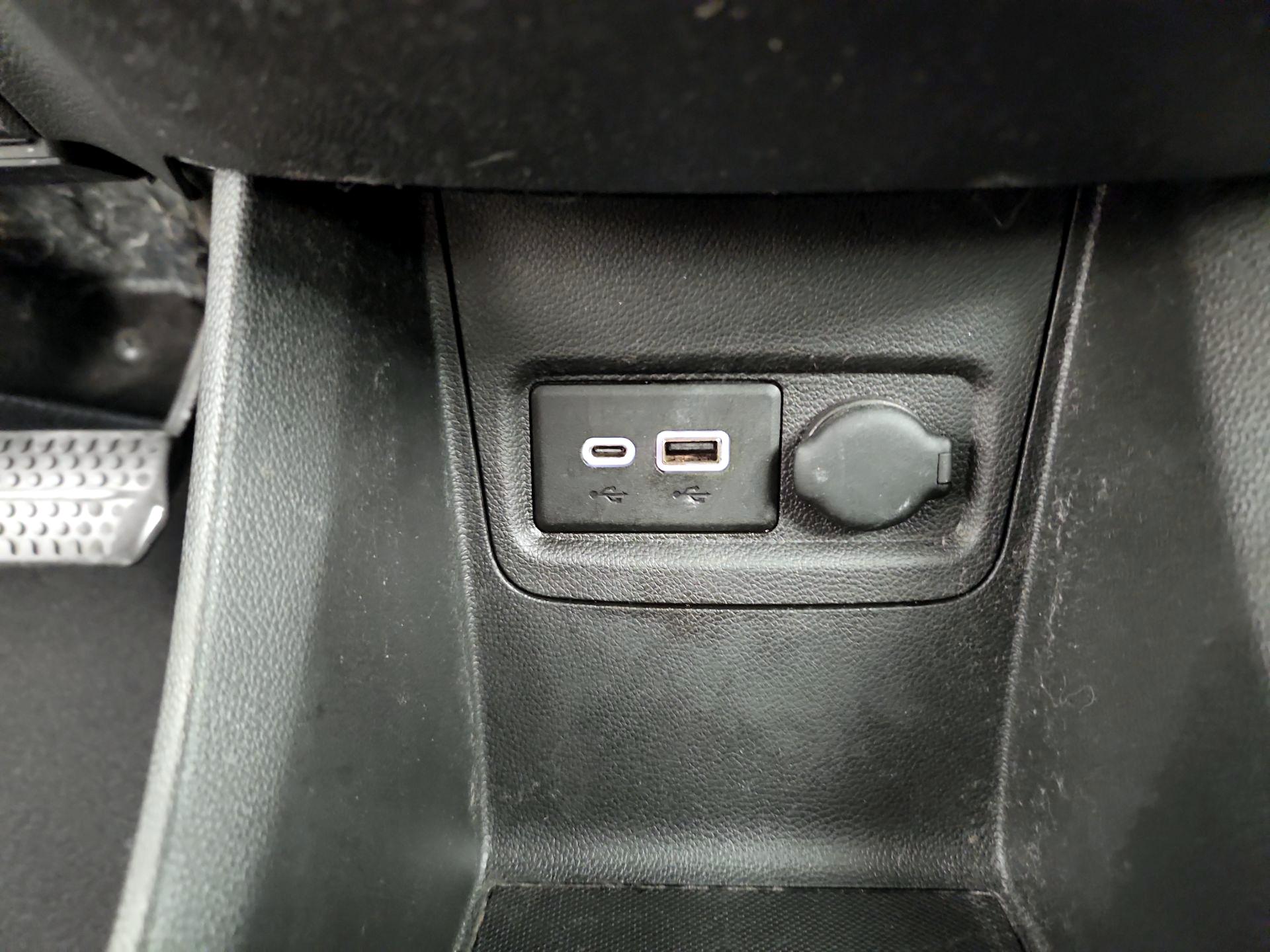 Thumbnail: 2019 Chevrolet Spark - 17