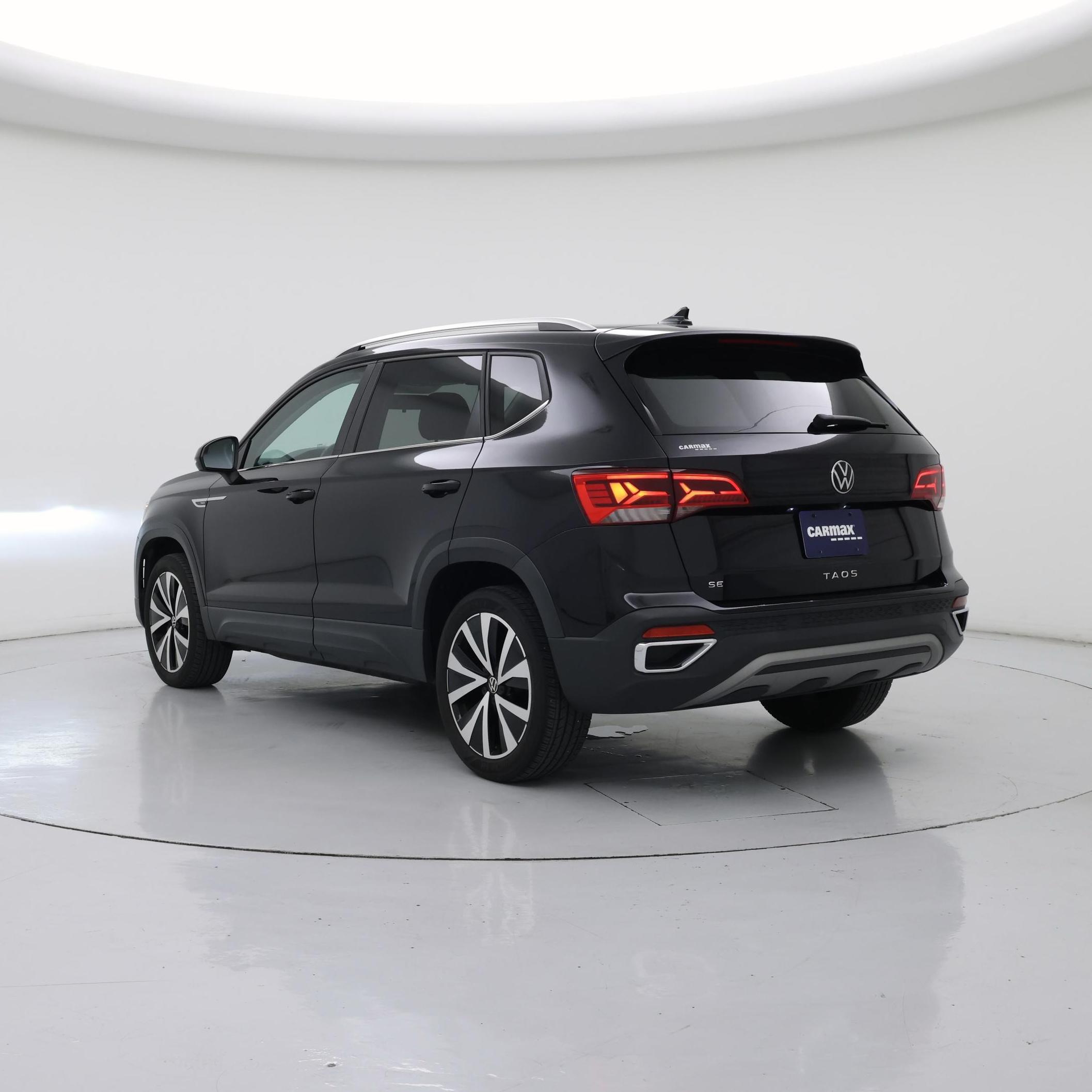 Thumbnail: 2022 Volkswagen Taos - 2