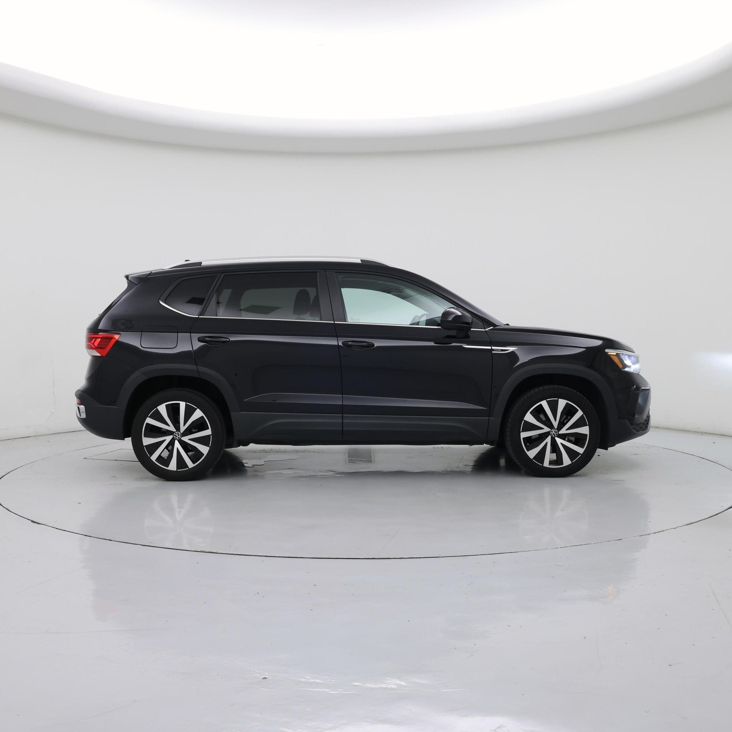 Thumbnail: 2022 Volkswagen Taos - 7