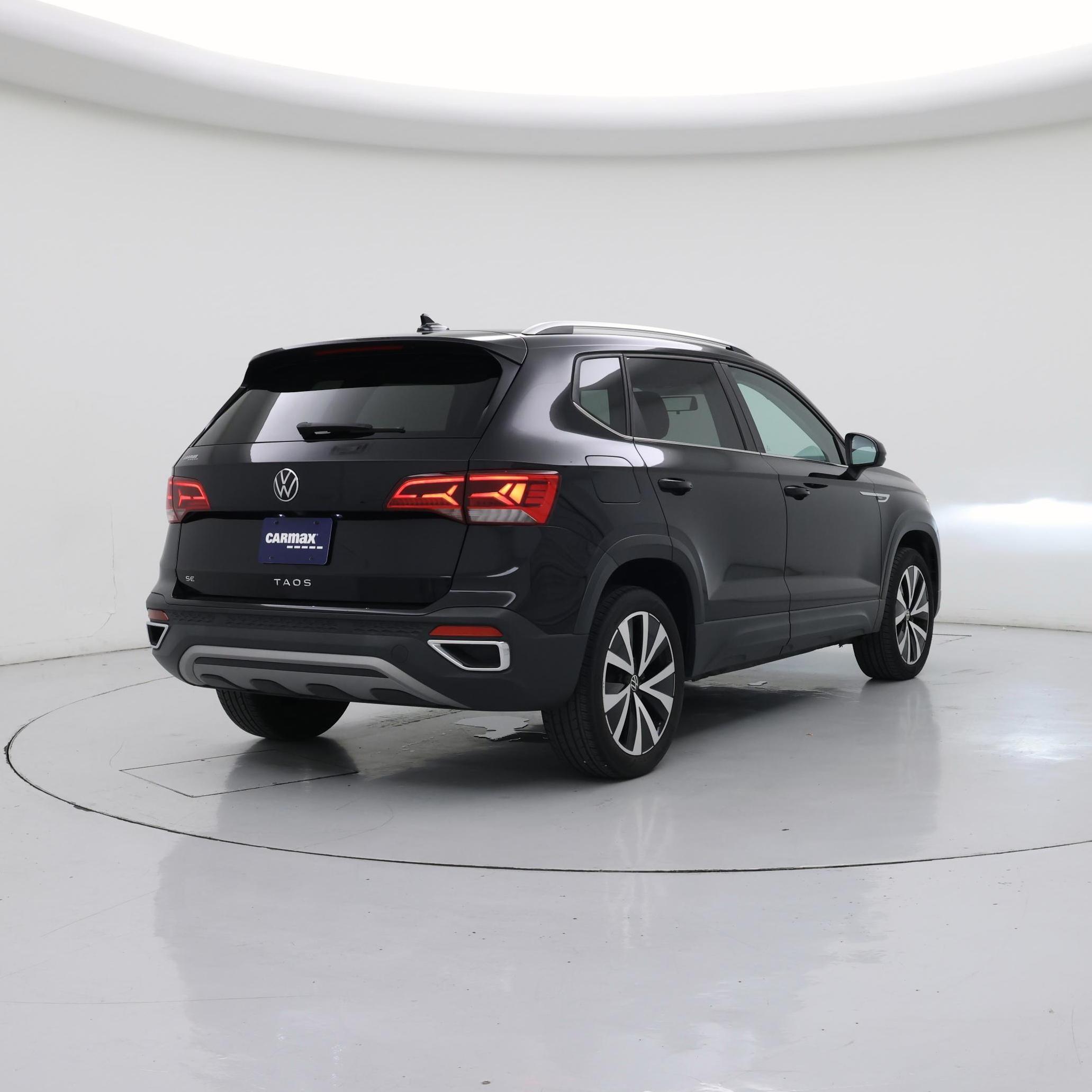 Thumbnail: 2022 Volkswagen Taos - 8