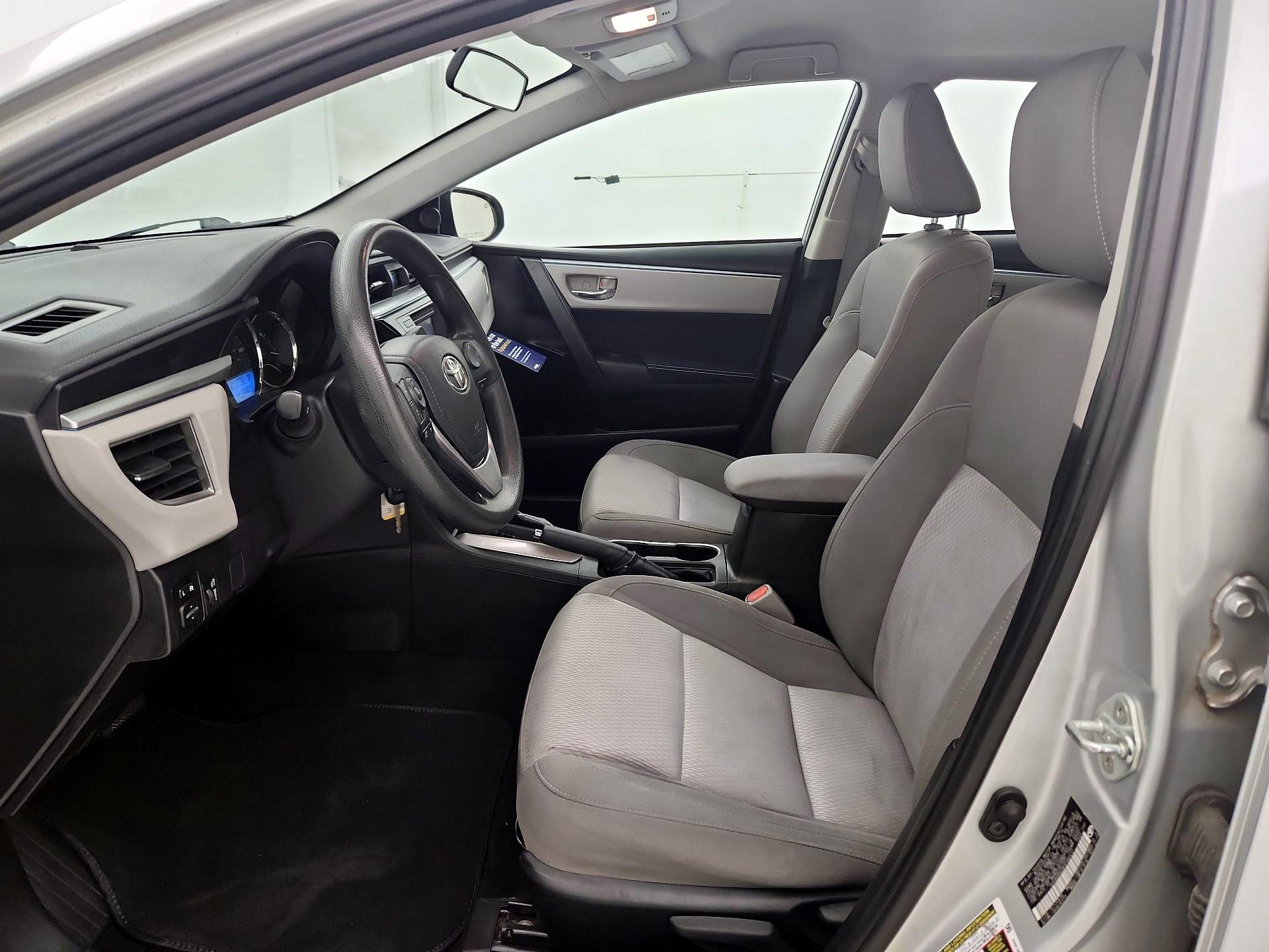 Thumbnail: 2015 Toyota Corolla - 11