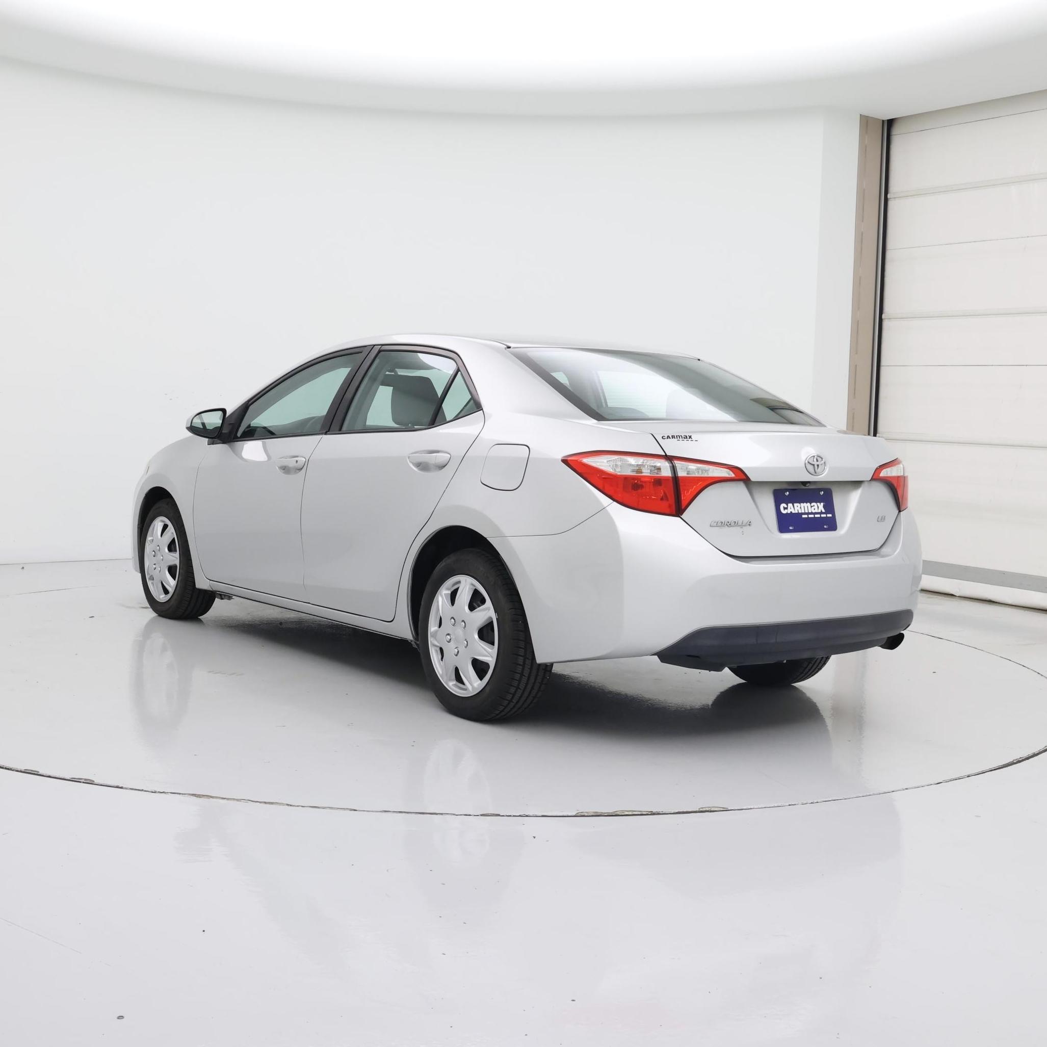 Thumbnail: 2015 Toyota Corolla - 2