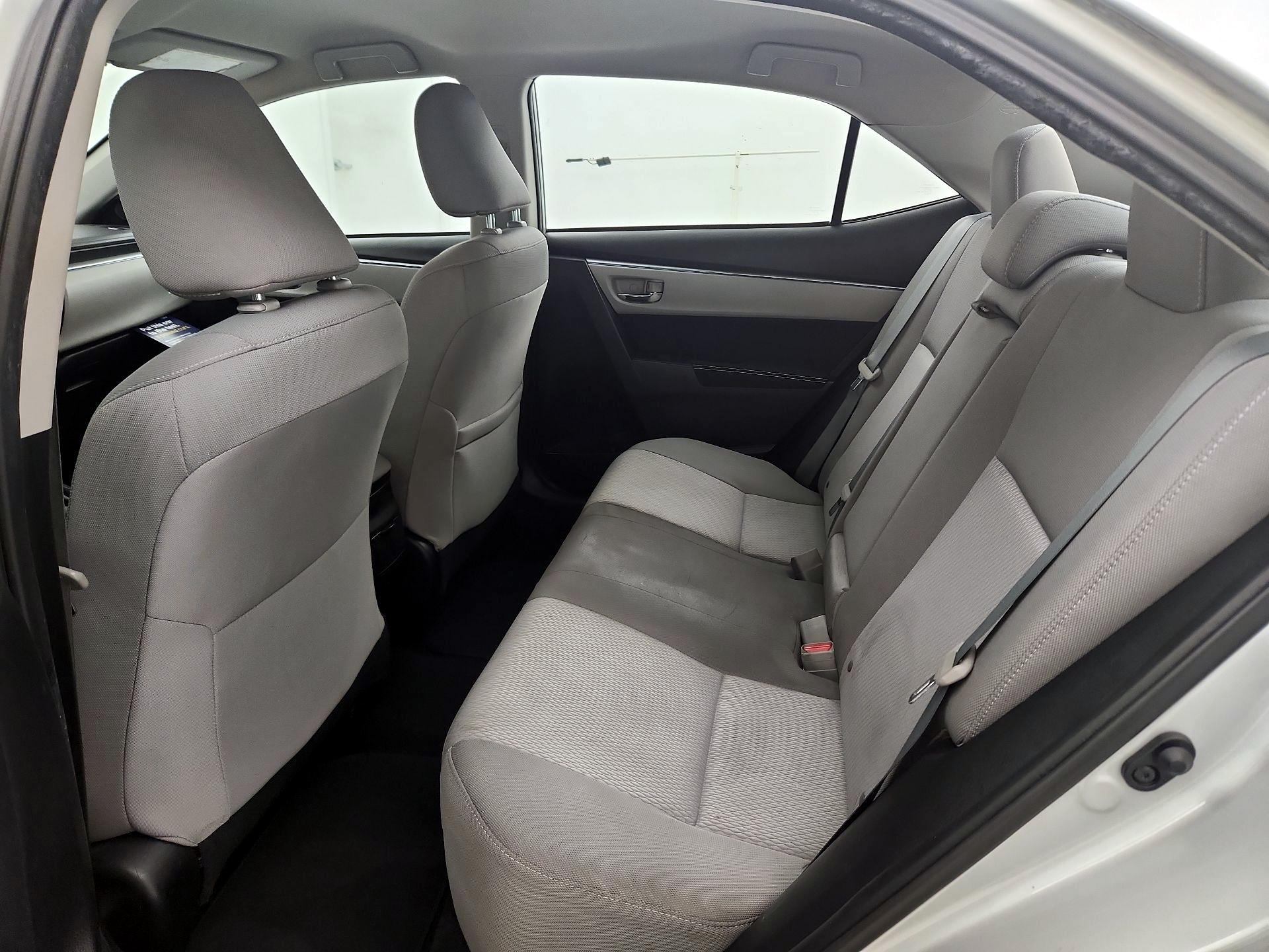 Thumbnail: 2015 Toyota Corolla - 19