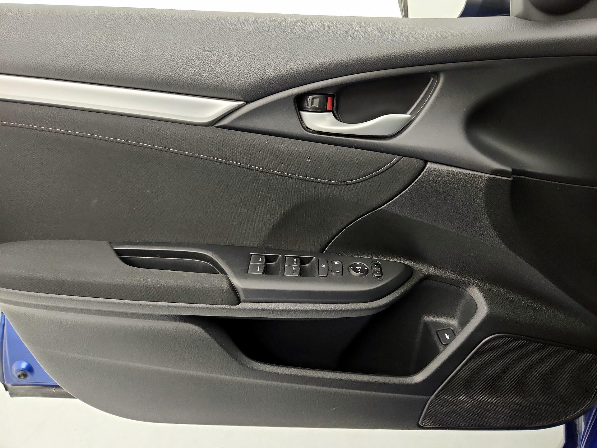 Thumbnail: 2018 Honda Civic - 12