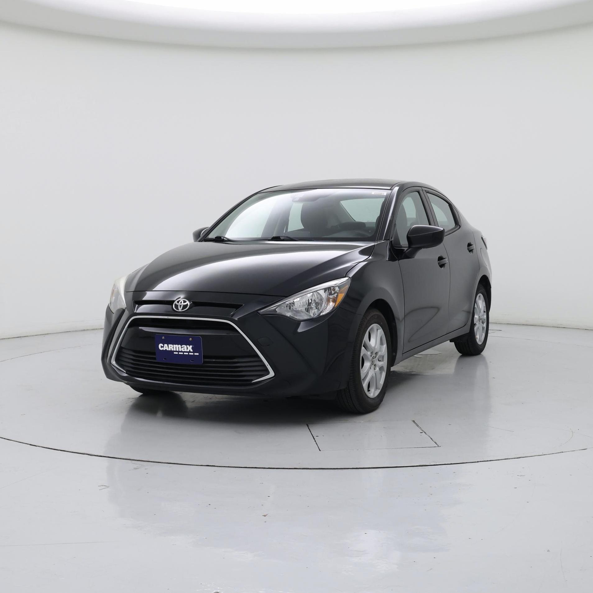 Thumbnail: 2018 Toyota Yaris iA - 4