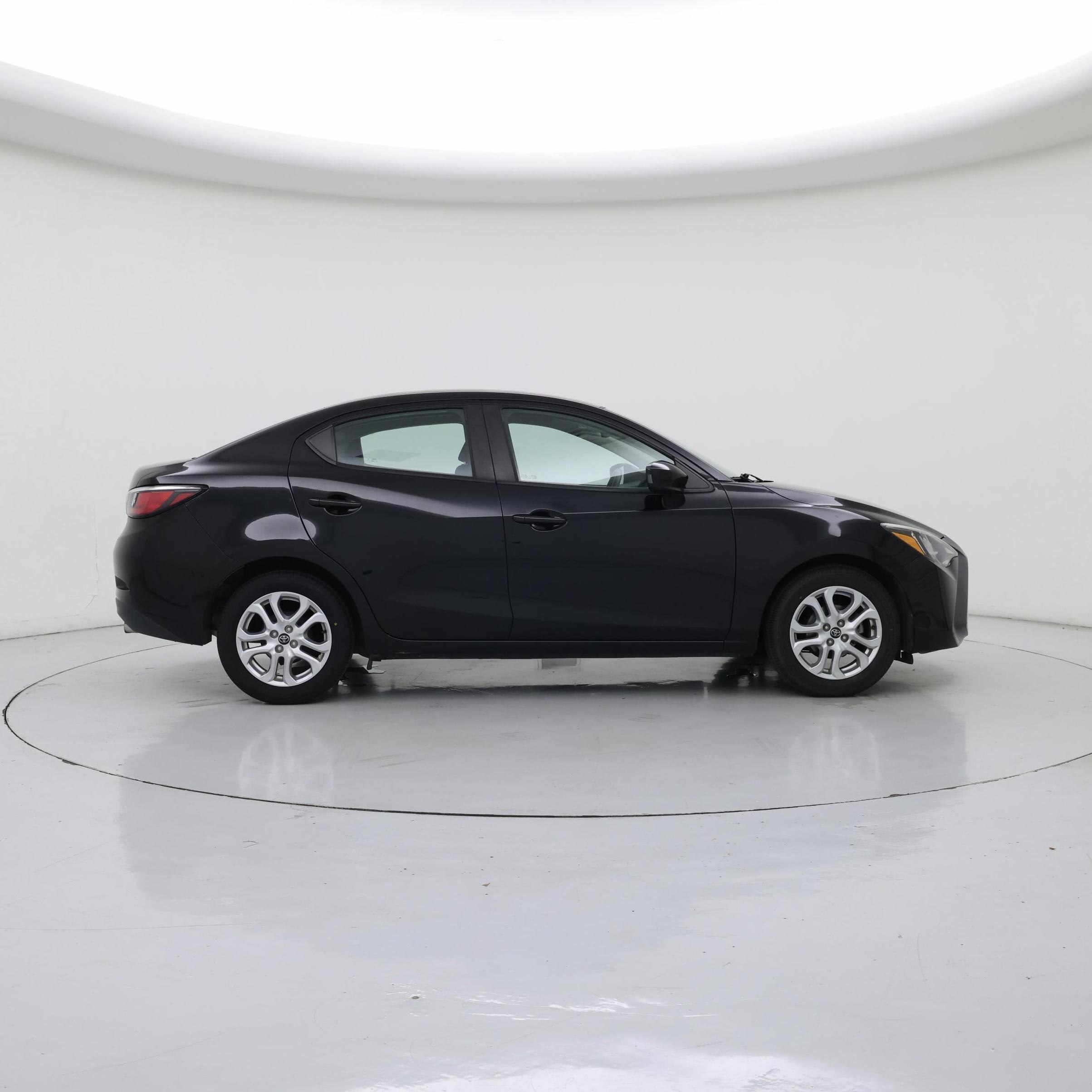 Thumbnail: 2018 Toyota Yaris iA - 7
