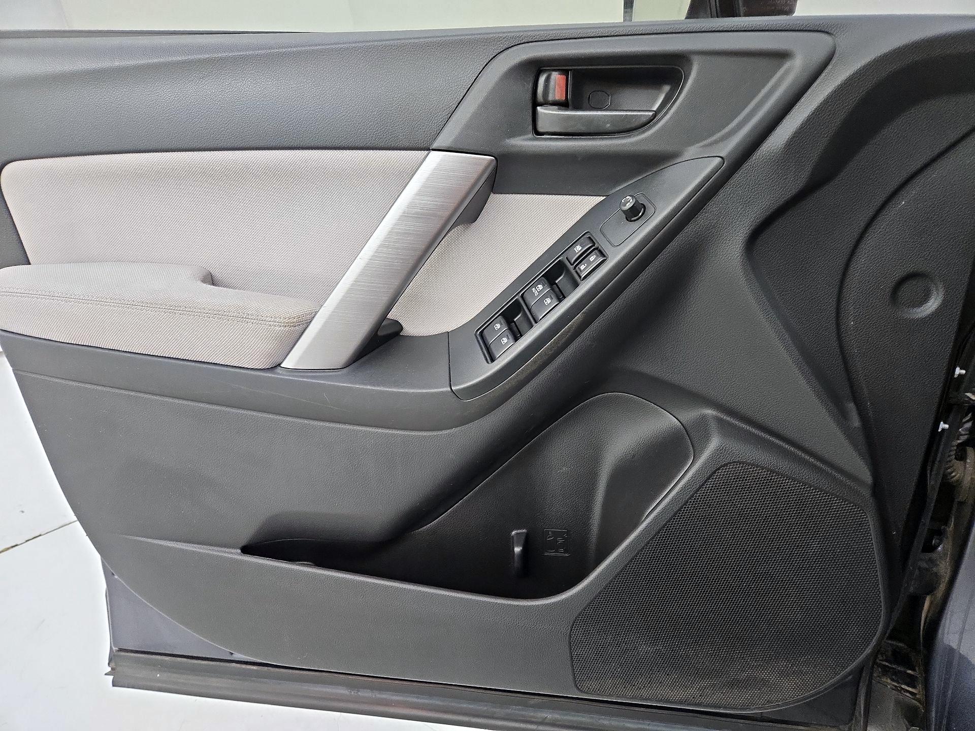Thumbnail: 2014 Subaru Forester - 12