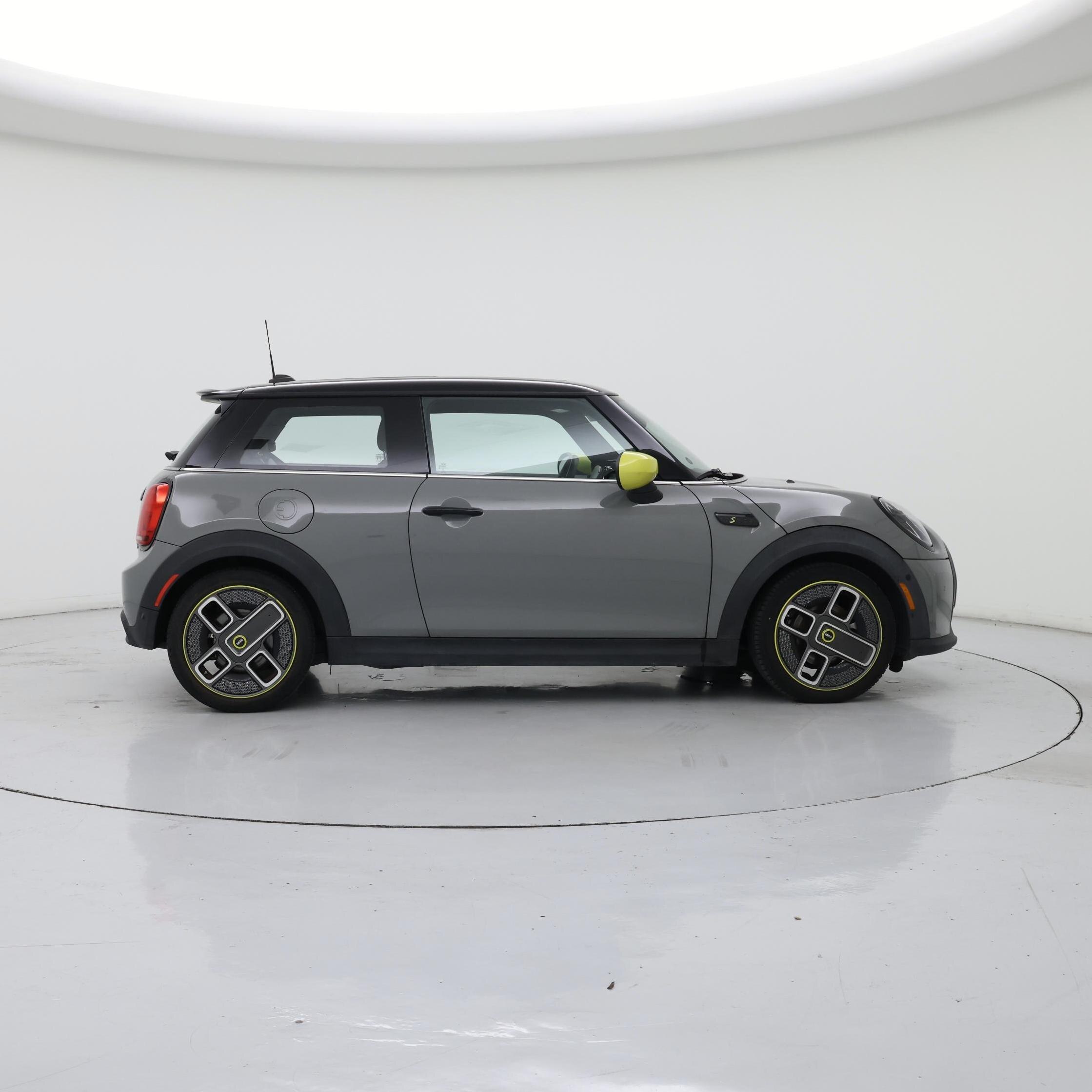Thumbnail: 2022 MINI Cooper Hardtop - 7
