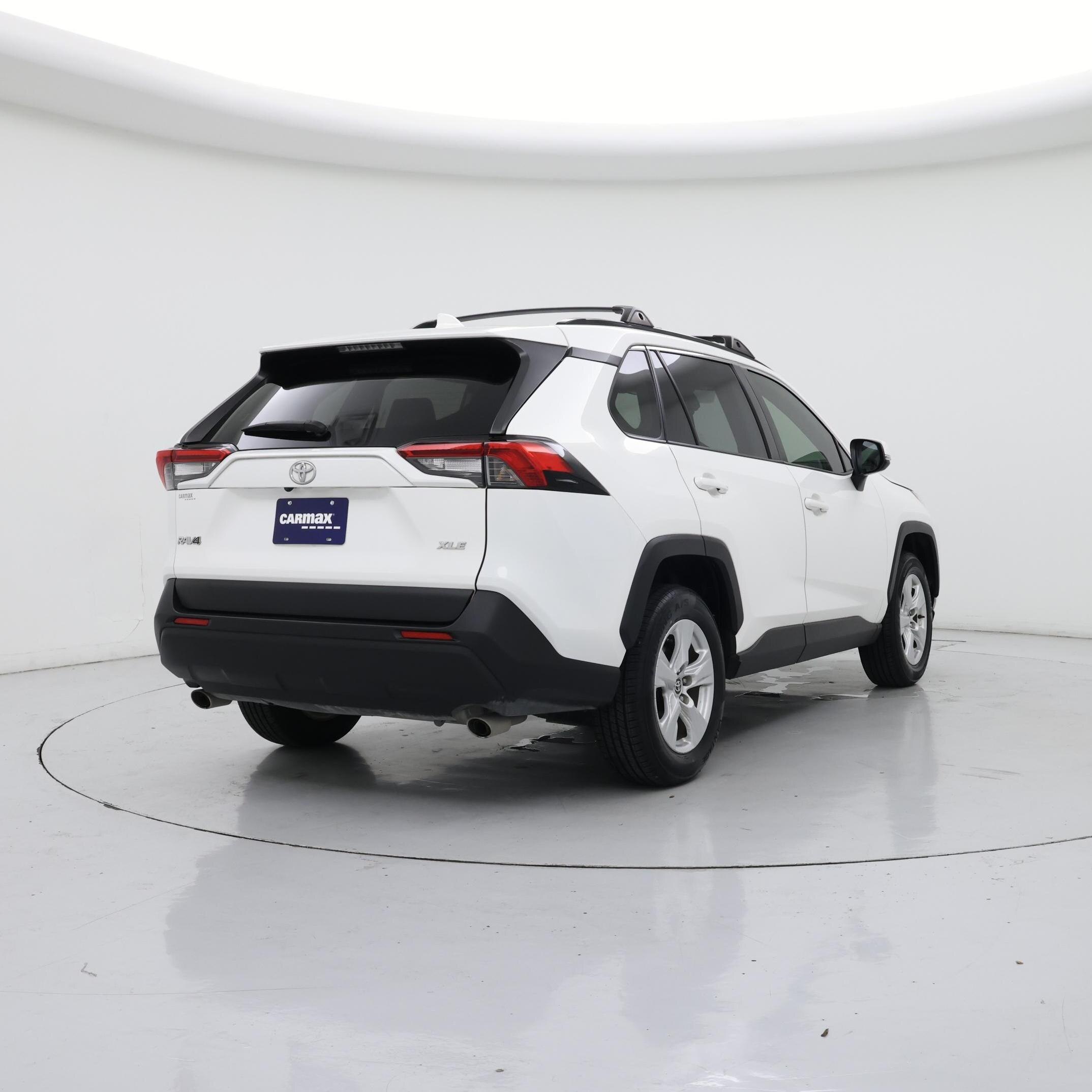Thumbnail: 2020 Toyota RAV4 - 8