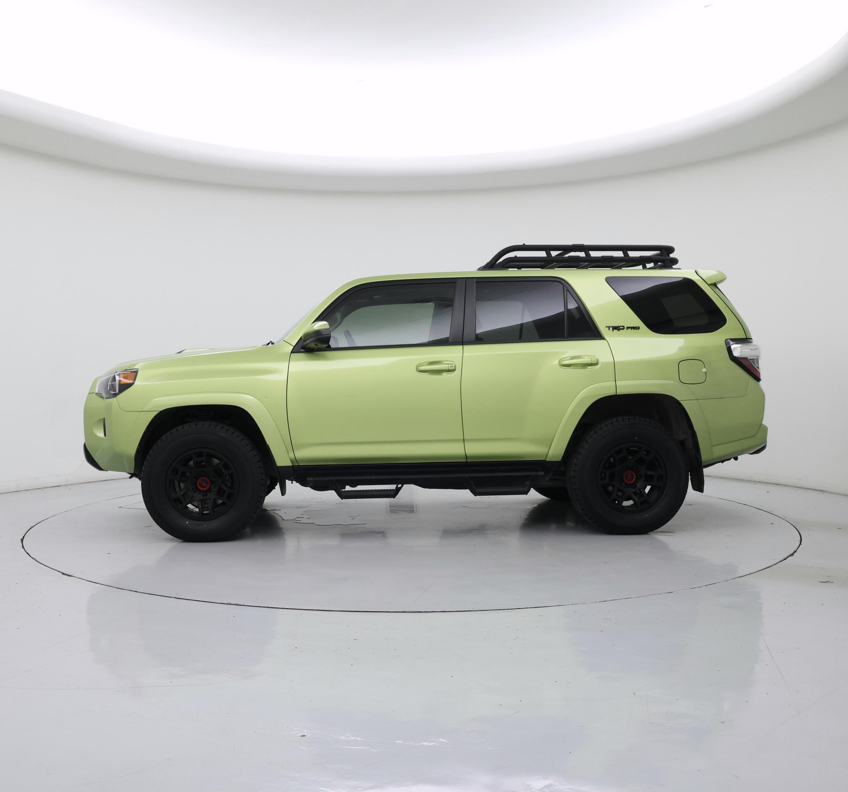 Thumbnail: 2022 Toyota 4Runner - 3