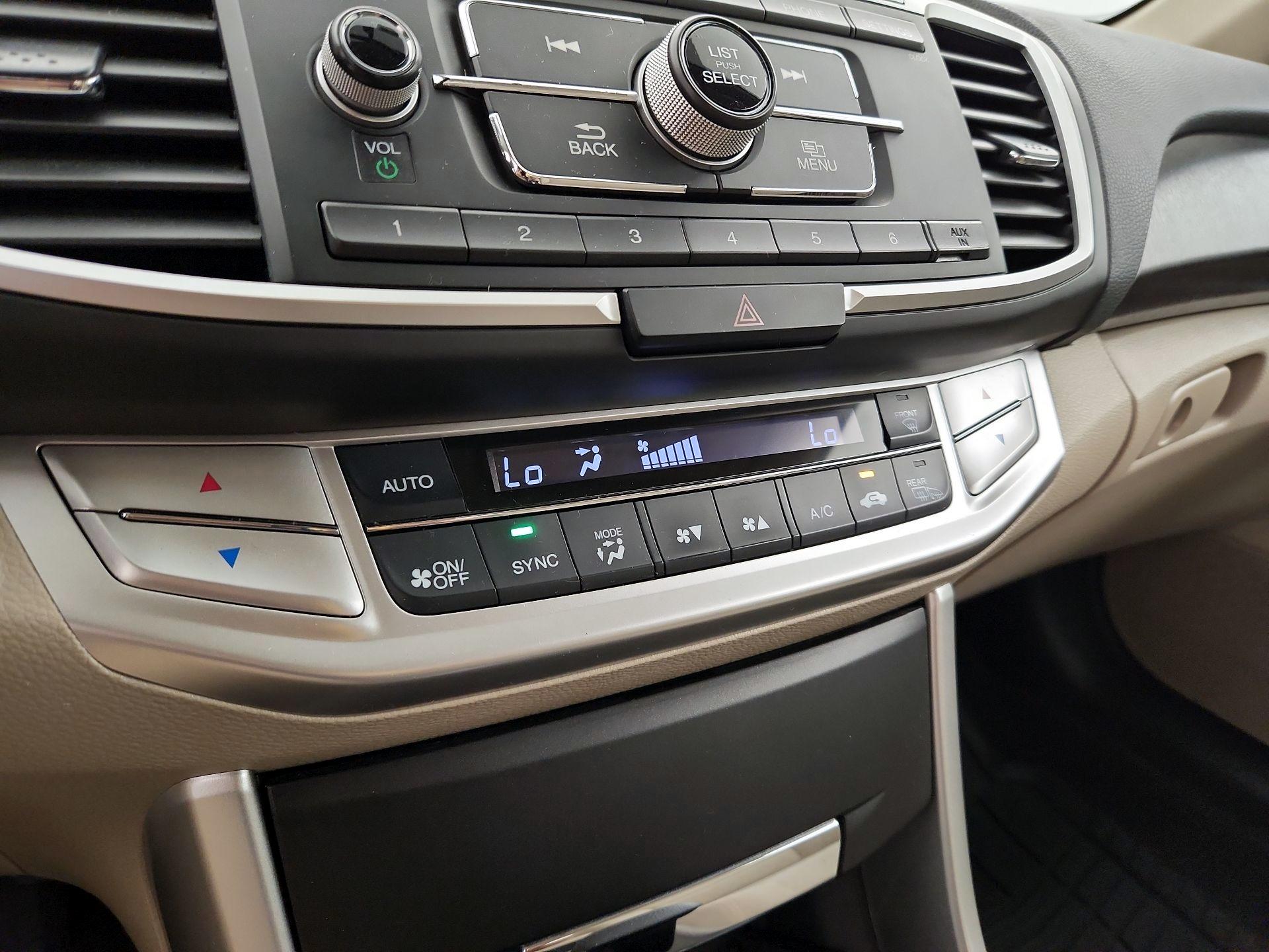 Thumbnail: 2014 Honda Accord - 16