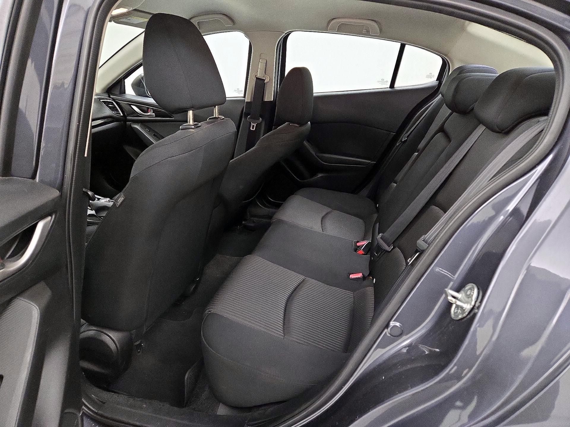 Thumbnail: 2016 Mazda Mazda3 - 19