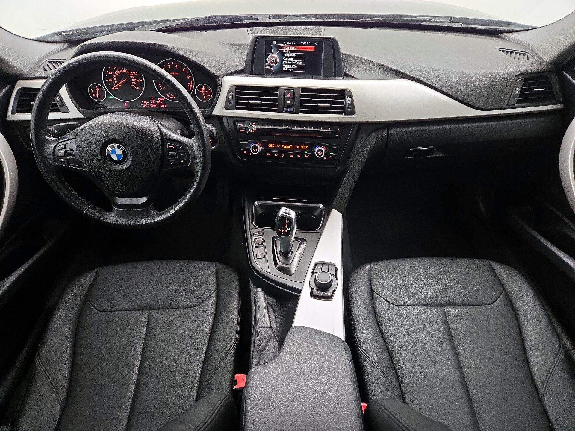 Thumbnail: 2015 BMW 3 Series - 9