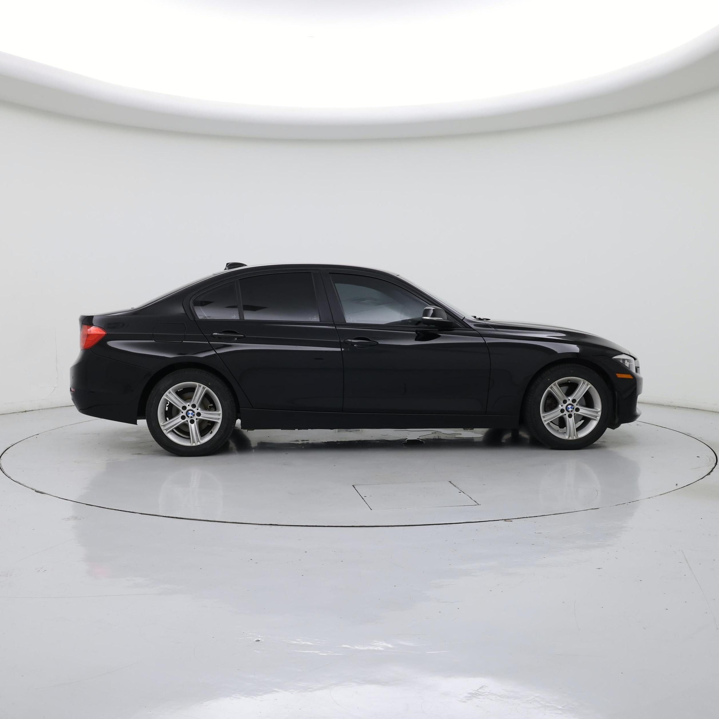 Thumbnail: 2015 BMW 3 Series - 7