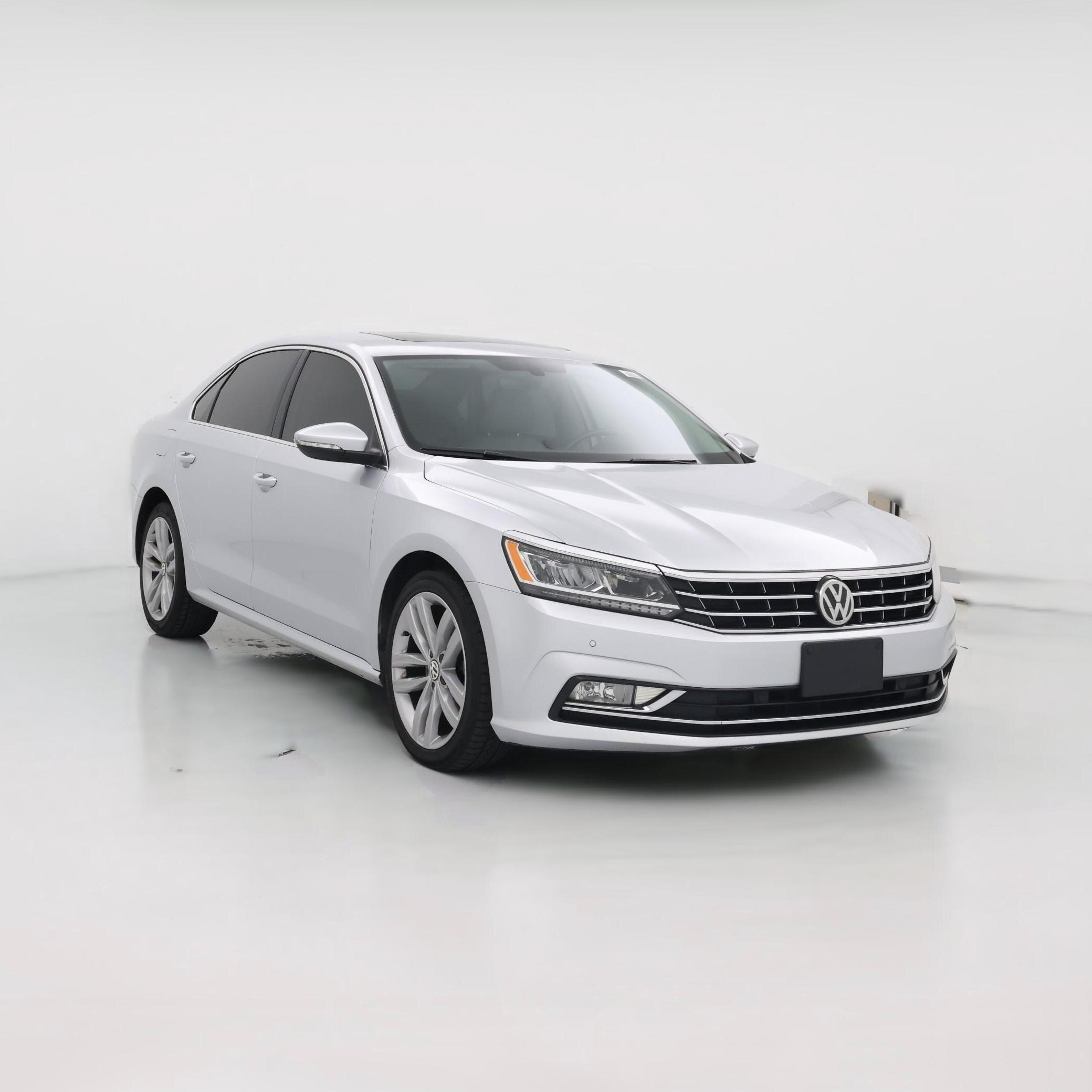 Thumbnail: 2018 Volkswagen Passat - 1