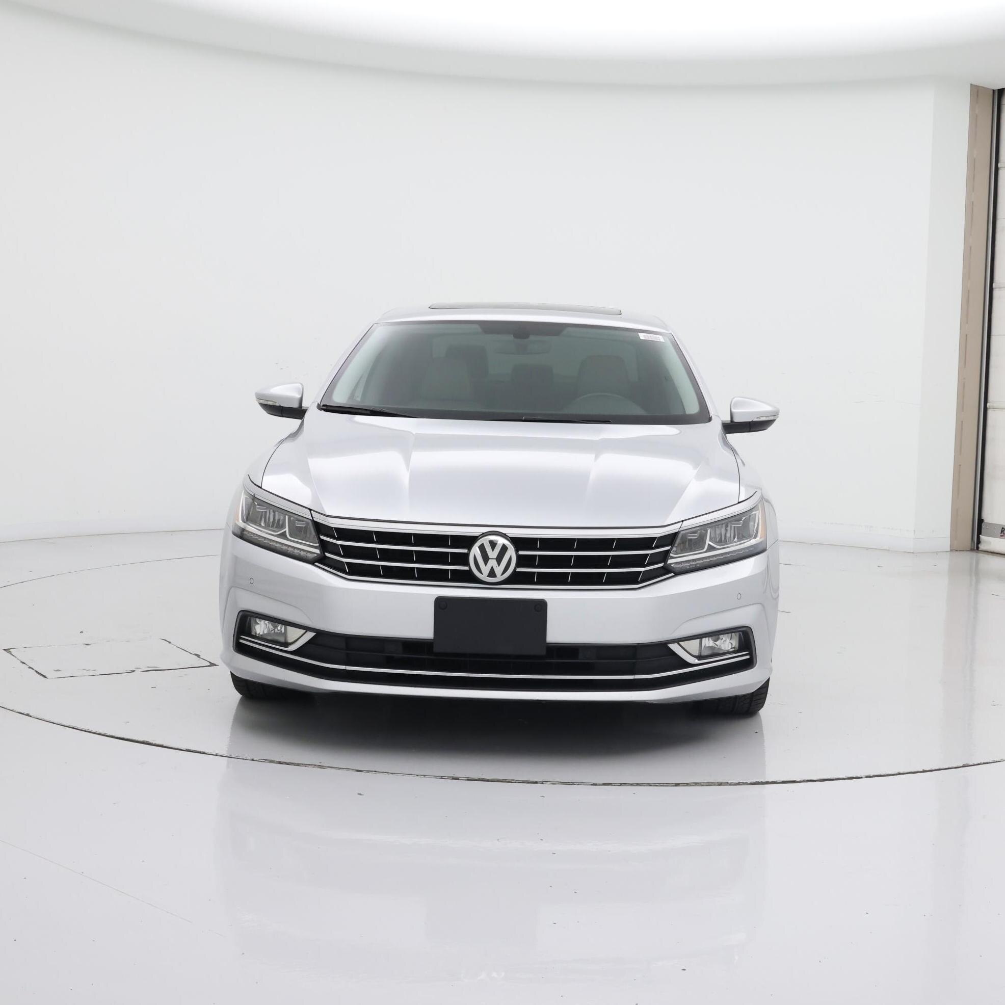 Thumbnail: 2018 Volkswagen Passat - 5