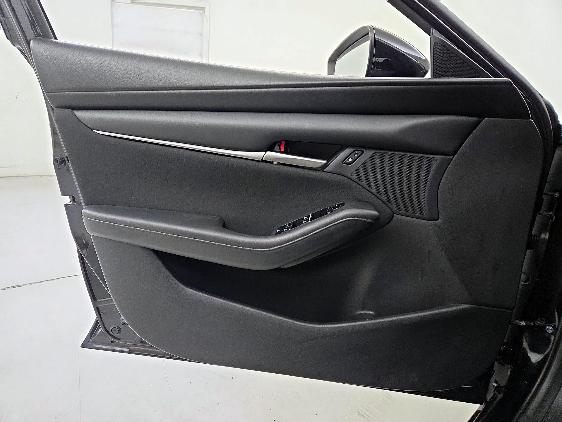 Thumbnail: 2020 Mazda Mazda3 - 12