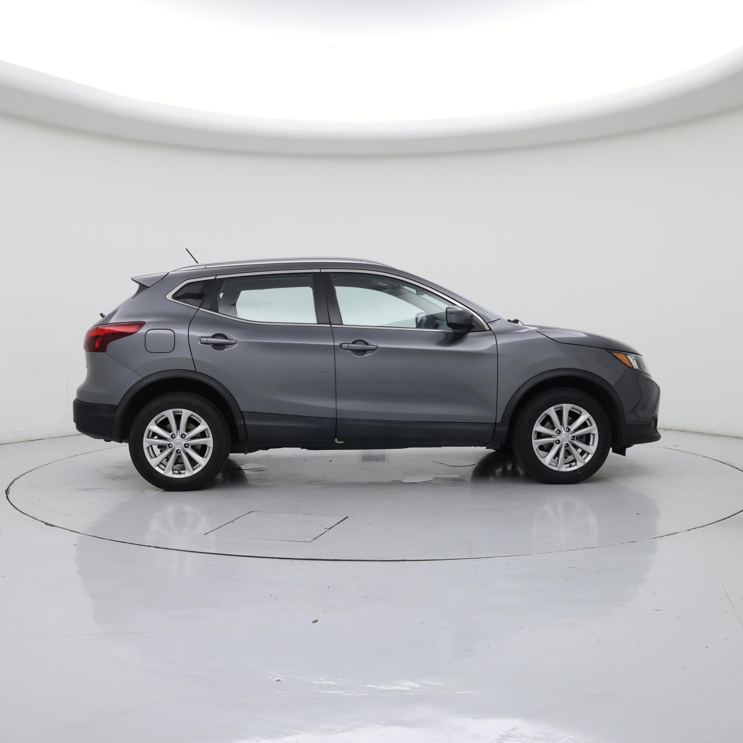 Thumbnail: 2018 Nissan Rogue Sport - 7