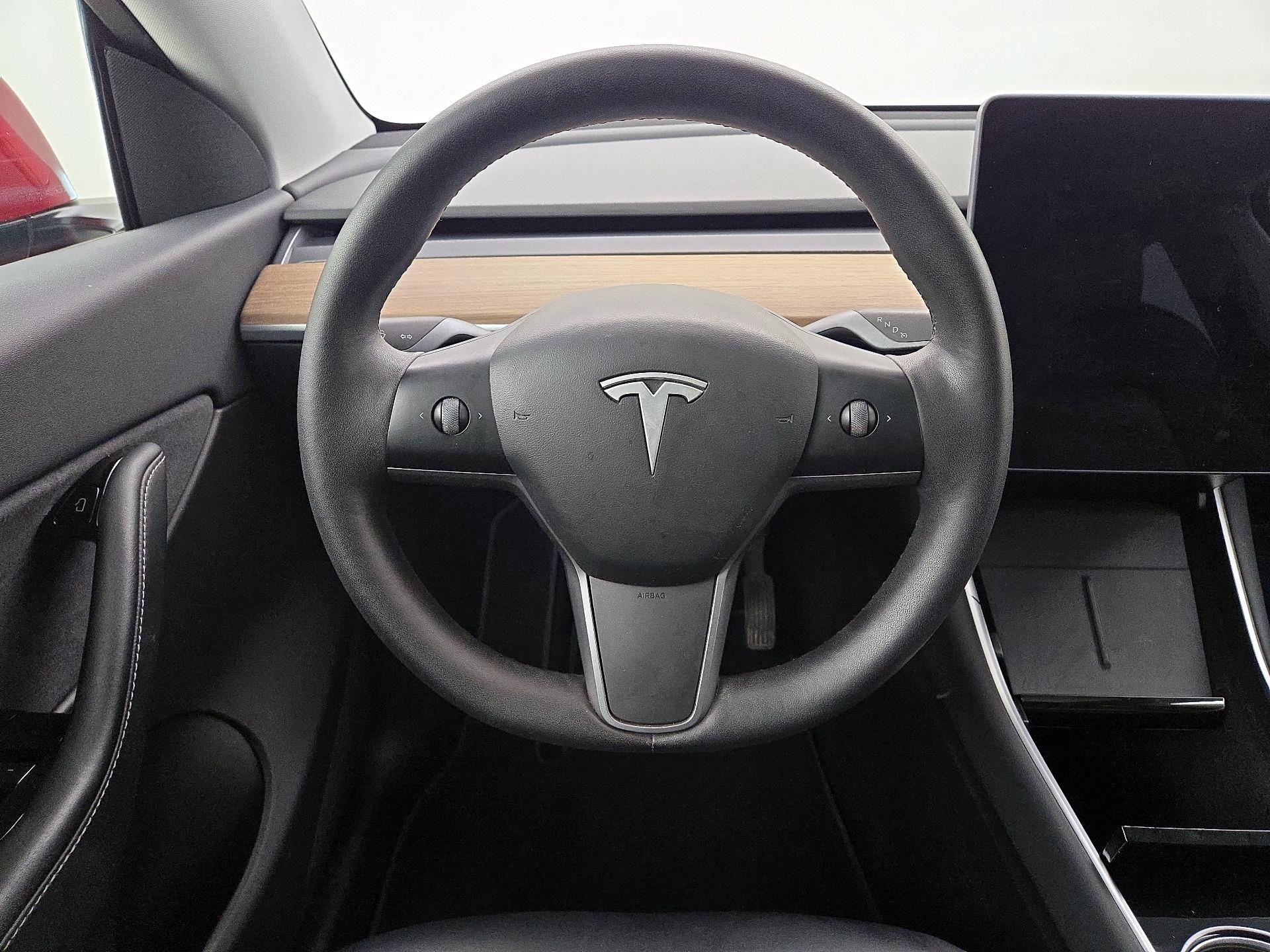 Thumbnail: 2021 Tesla Model Y - 10