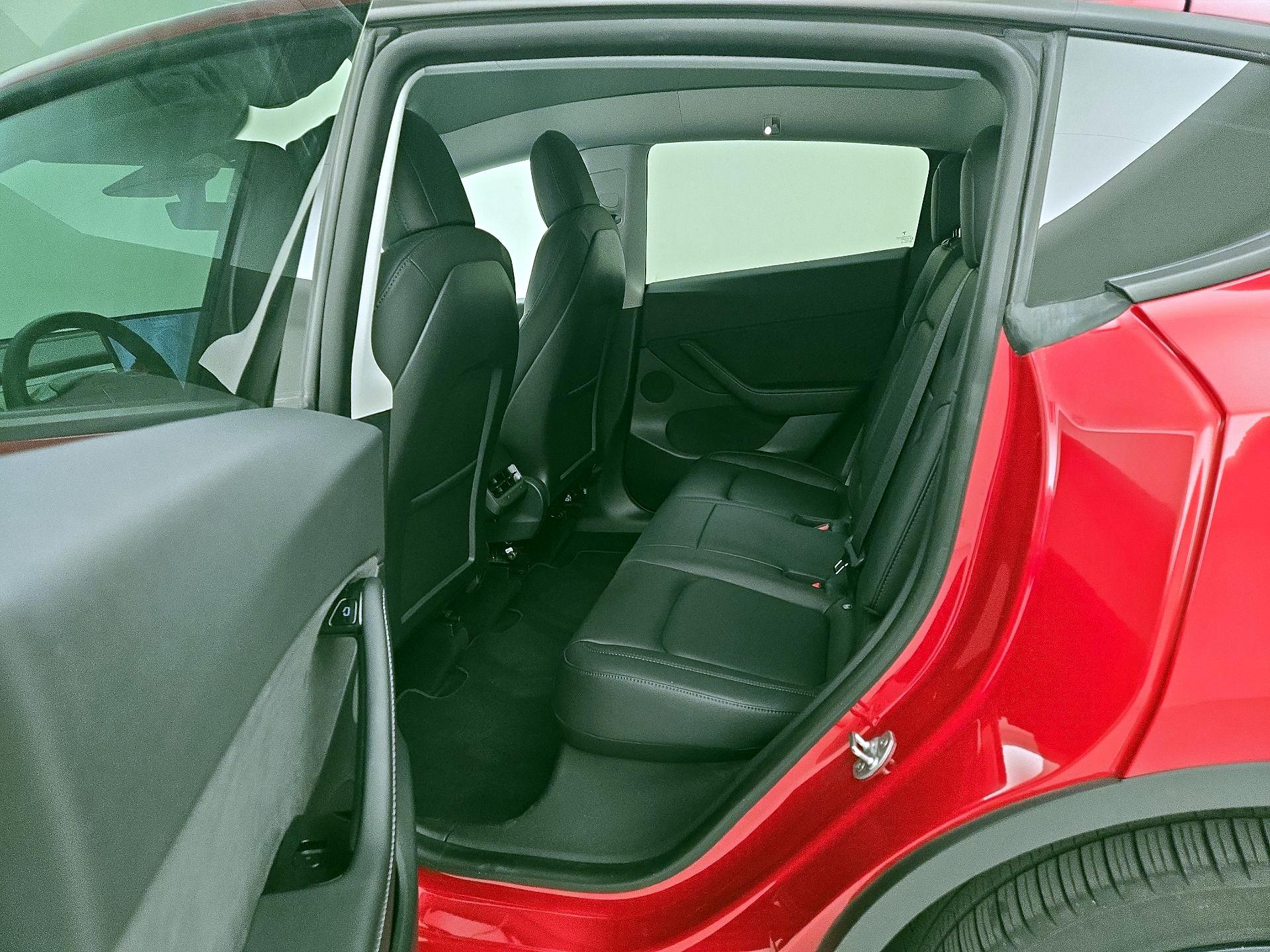 Thumbnail: 2021 Tesla Model Y - 19