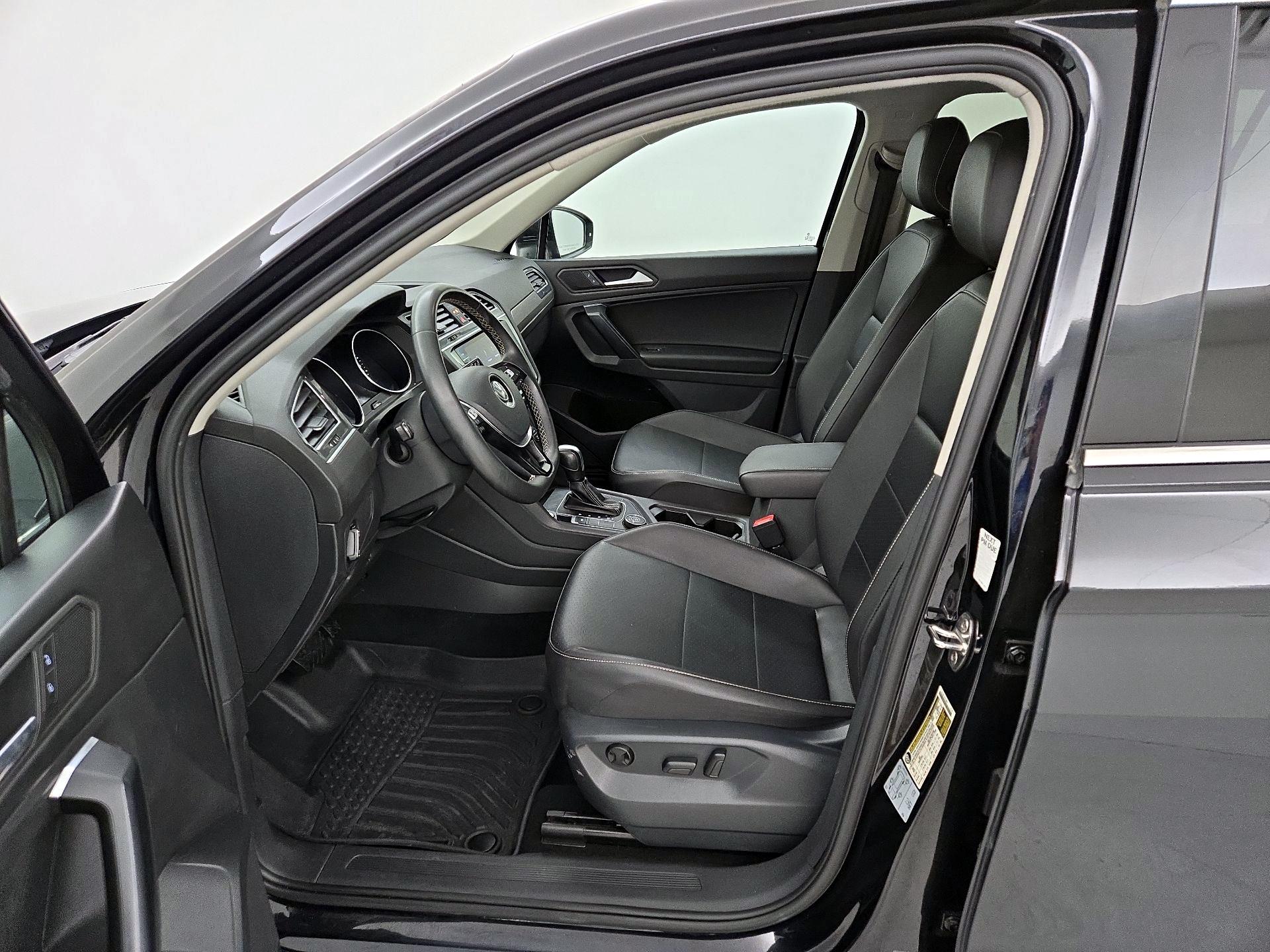 Thumbnail: 2021 Volkswagen Tiguan - 11