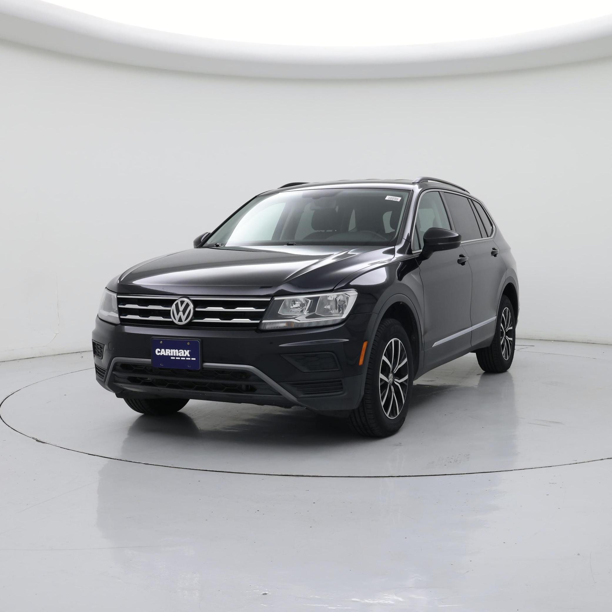 Thumbnail: 2021 Volkswagen Tiguan - 4