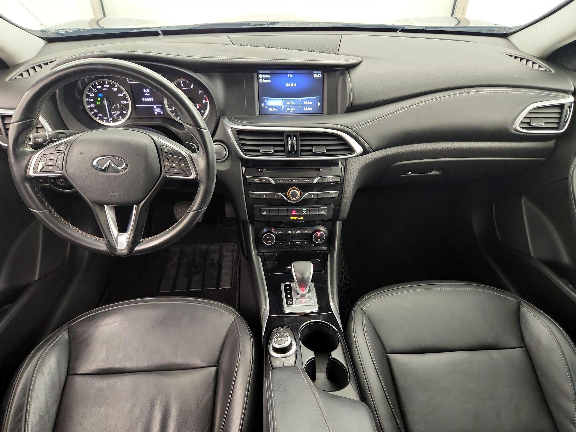Thumbnail: 2017 INFINITI QX30 - 9