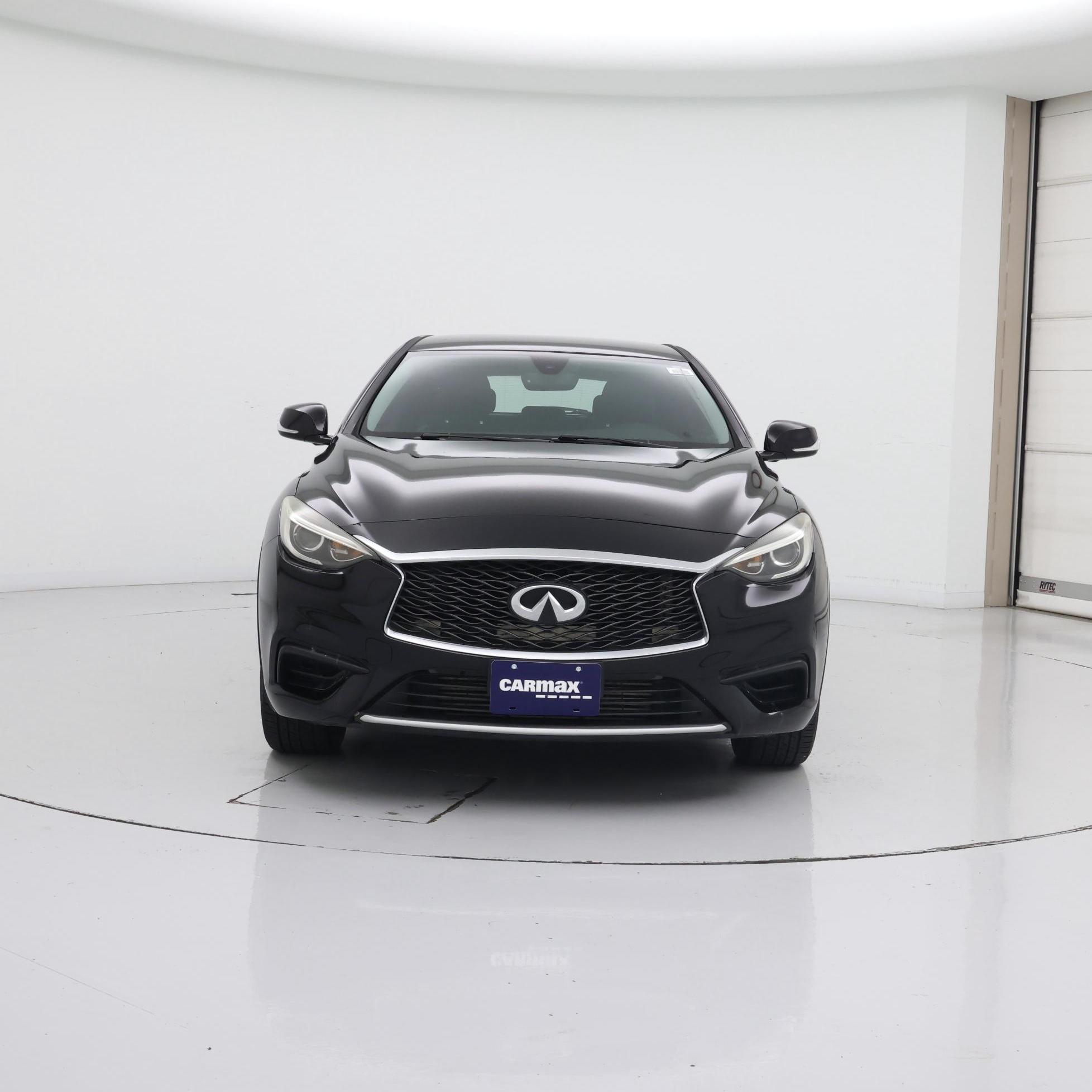 Thumbnail: 2017 INFINITI QX30 - 5