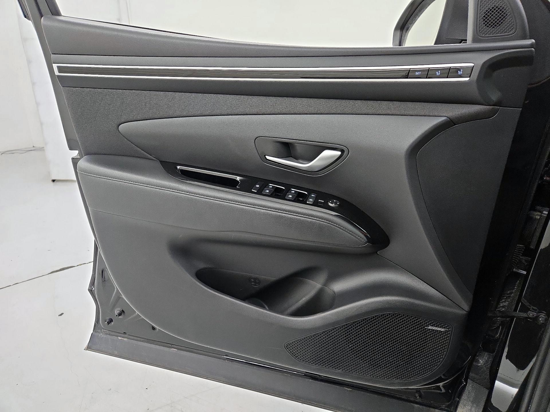 Thumbnail: 2022 Hyundai Tucson - 12