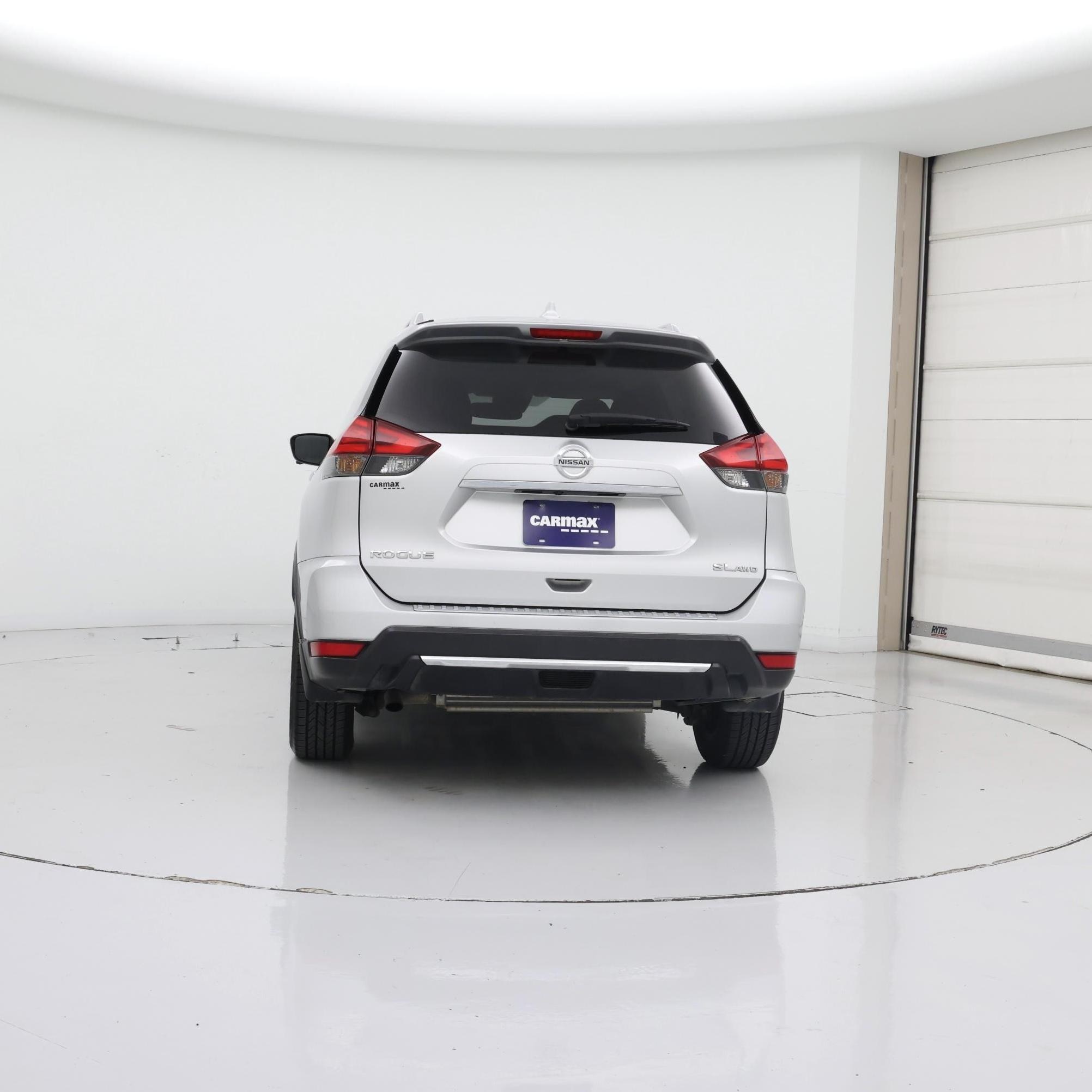 Thumbnail: 2017 Nissan Rogue - 6