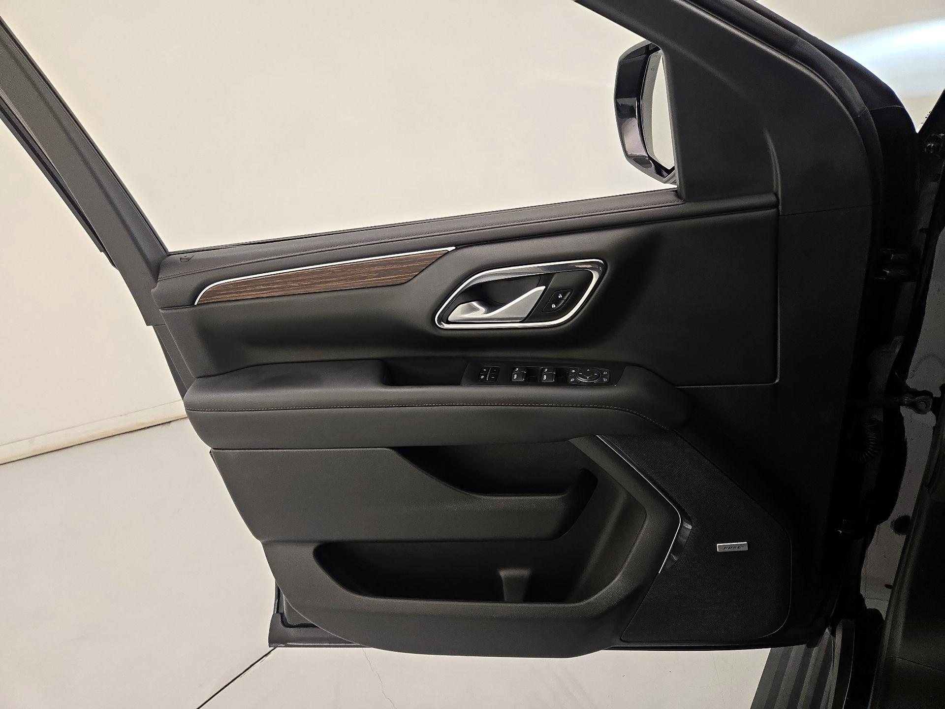 Thumbnail: 2022 Chevrolet Tahoe - 12