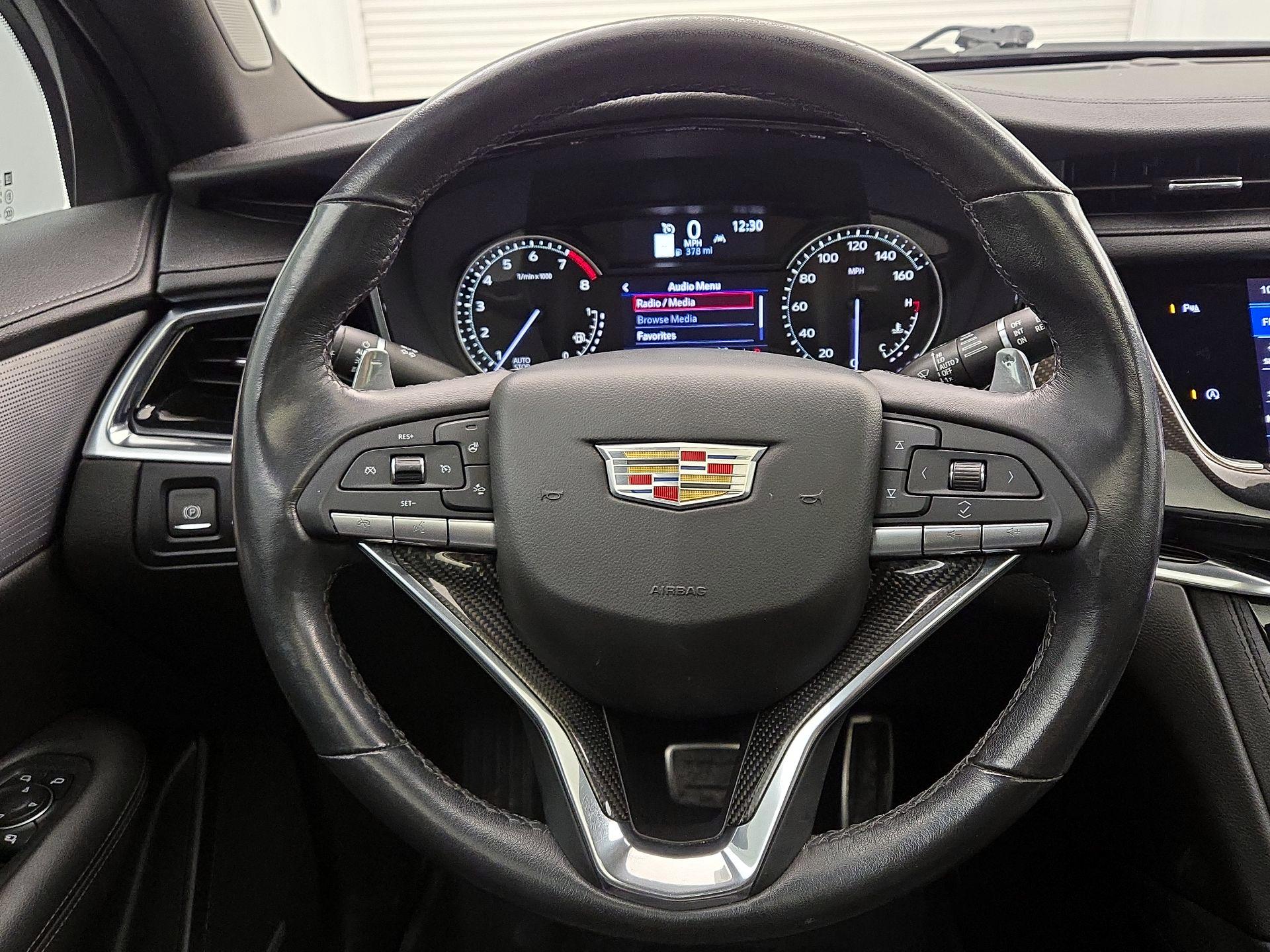 Thumbnail: 2020 Cadillac XT6 - 10