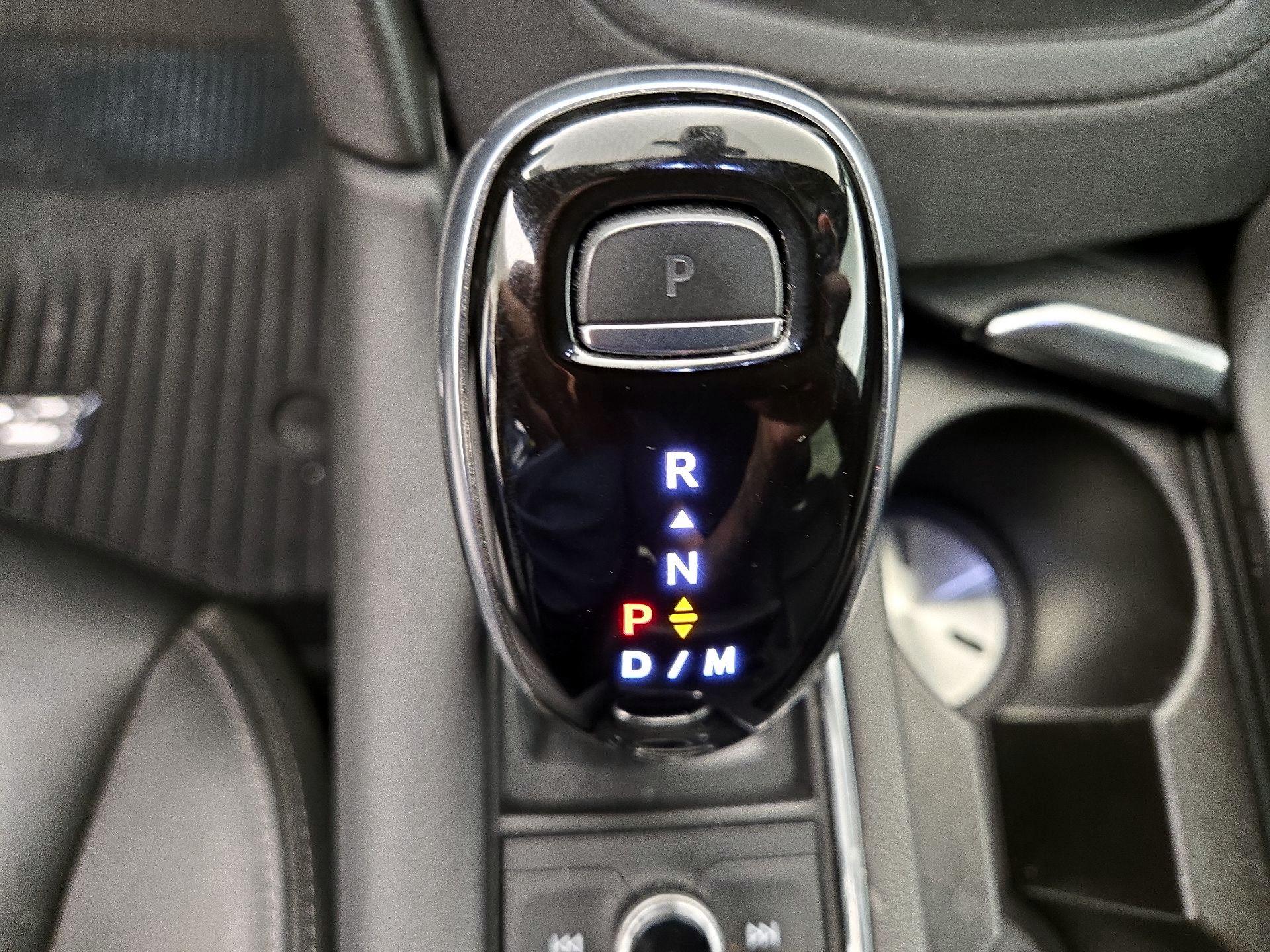 Thumbnail: 2020 Cadillac XT6 - 18