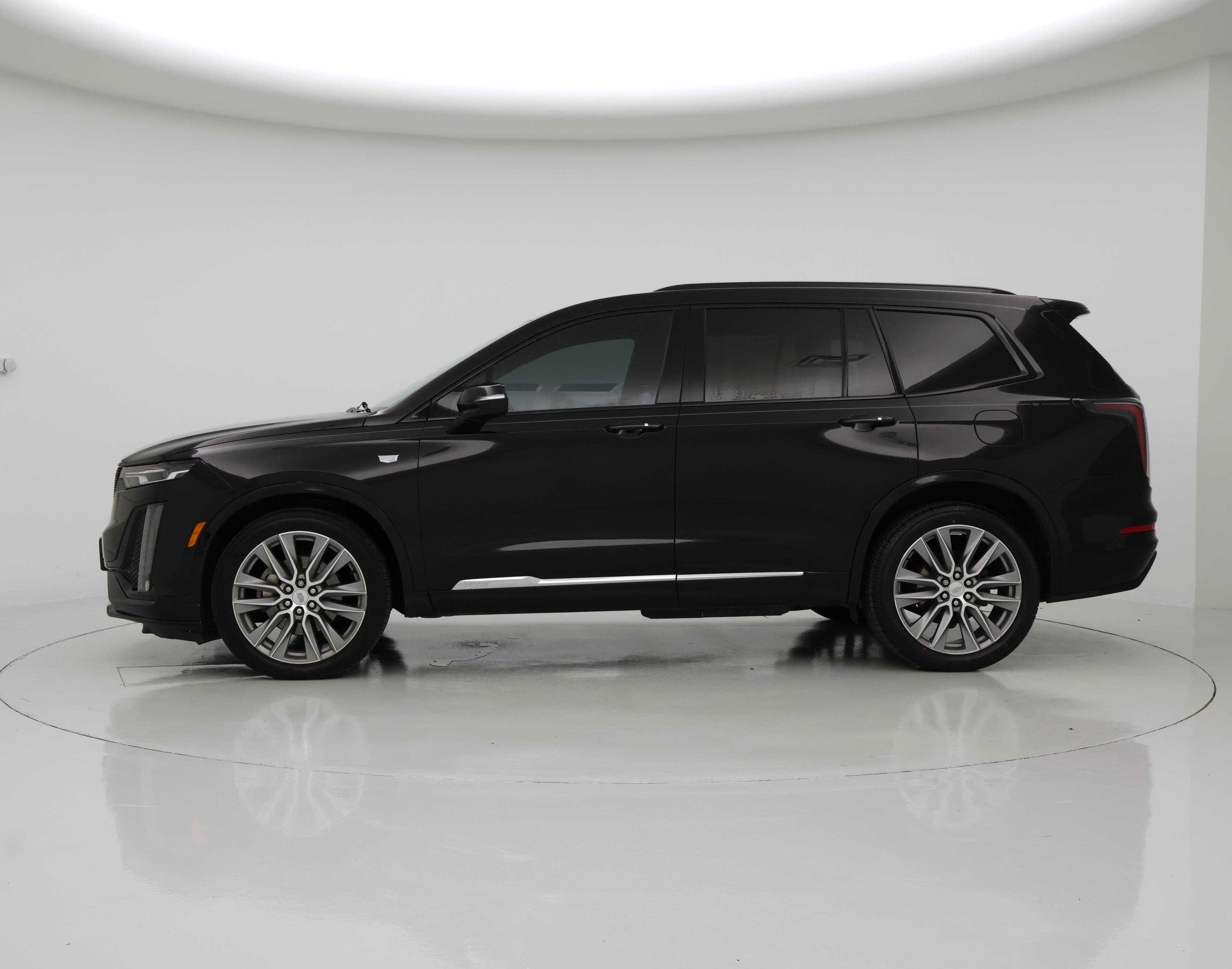 Thumbnail: 2020 Cadillac XT6 - 3