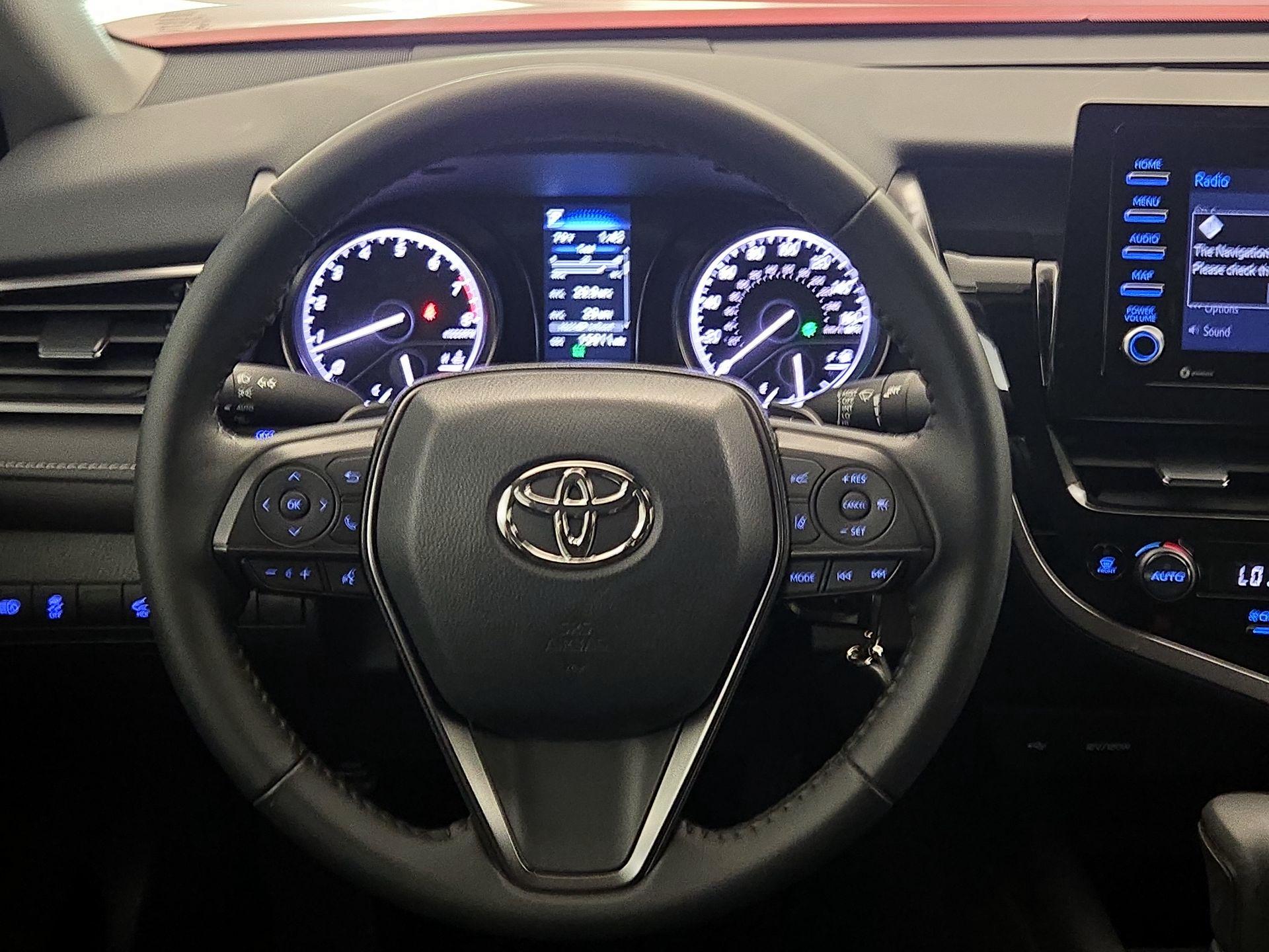 Thumbnail: 2023 Toyota Camry - 10