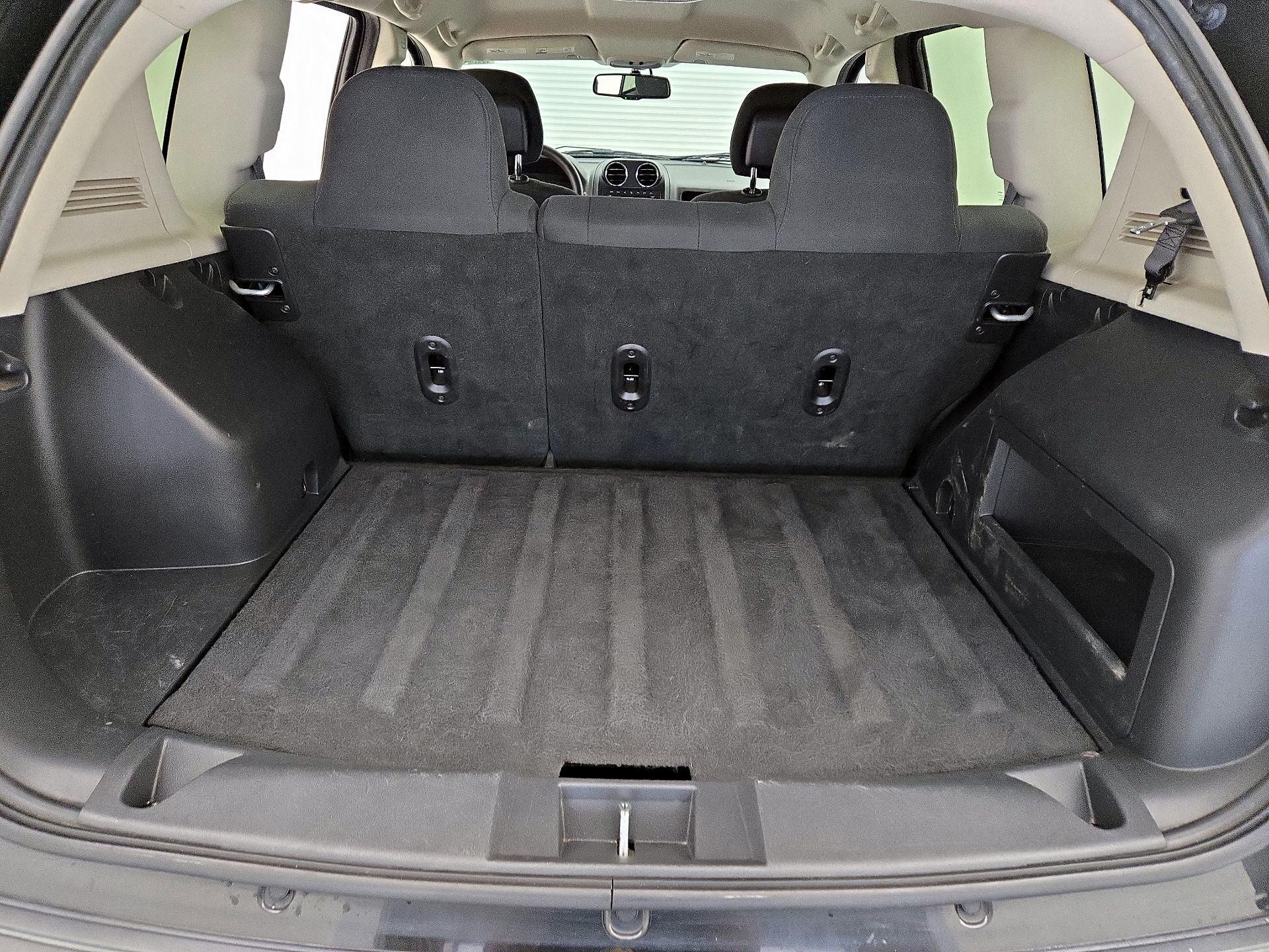 Thumbnail: 2016 Jeep Compass - 17