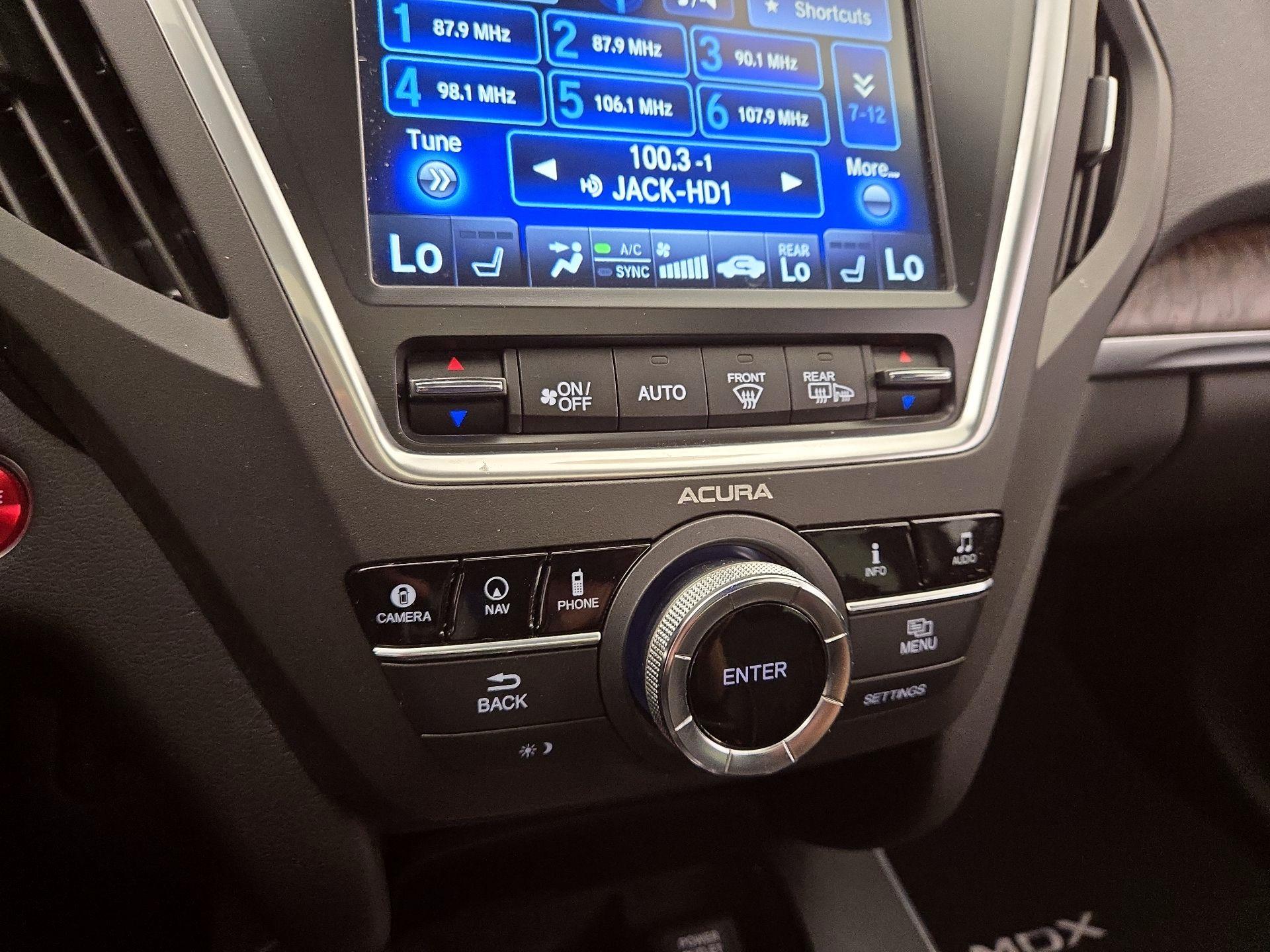 Thumbnail: 2017 Acura MDX - 17