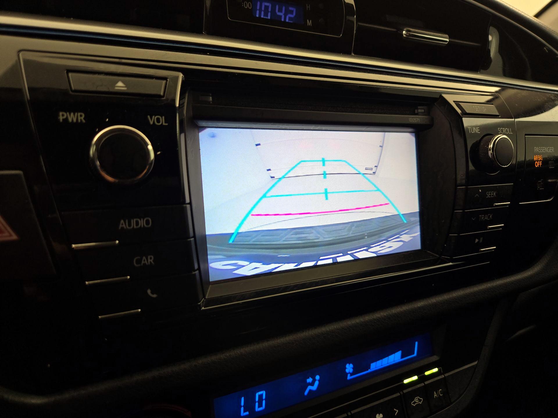 Thumbnail: 2016 Toyota Corolla - 14